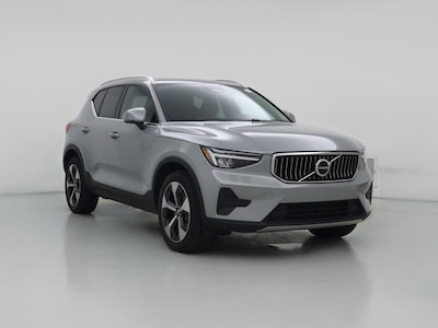 2024 Volvo XC40 B5 Core Dark Theme