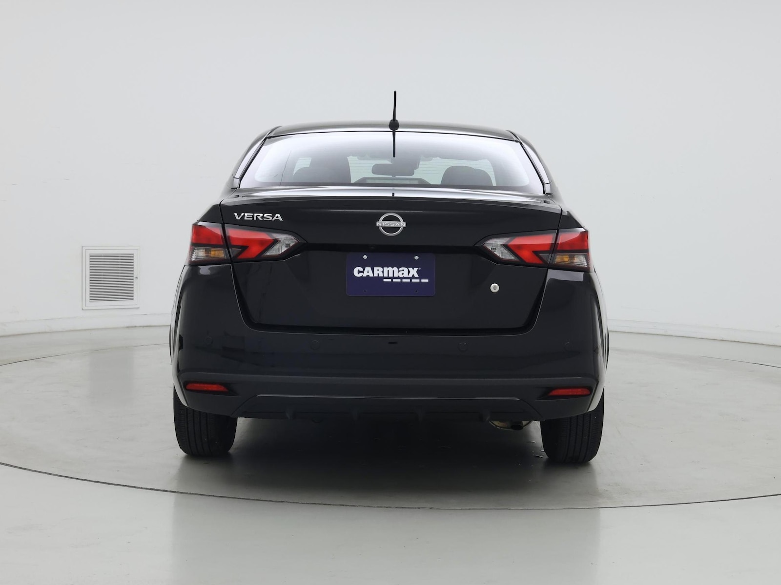 2024 Nissan Versa Sedan S - Photo 7