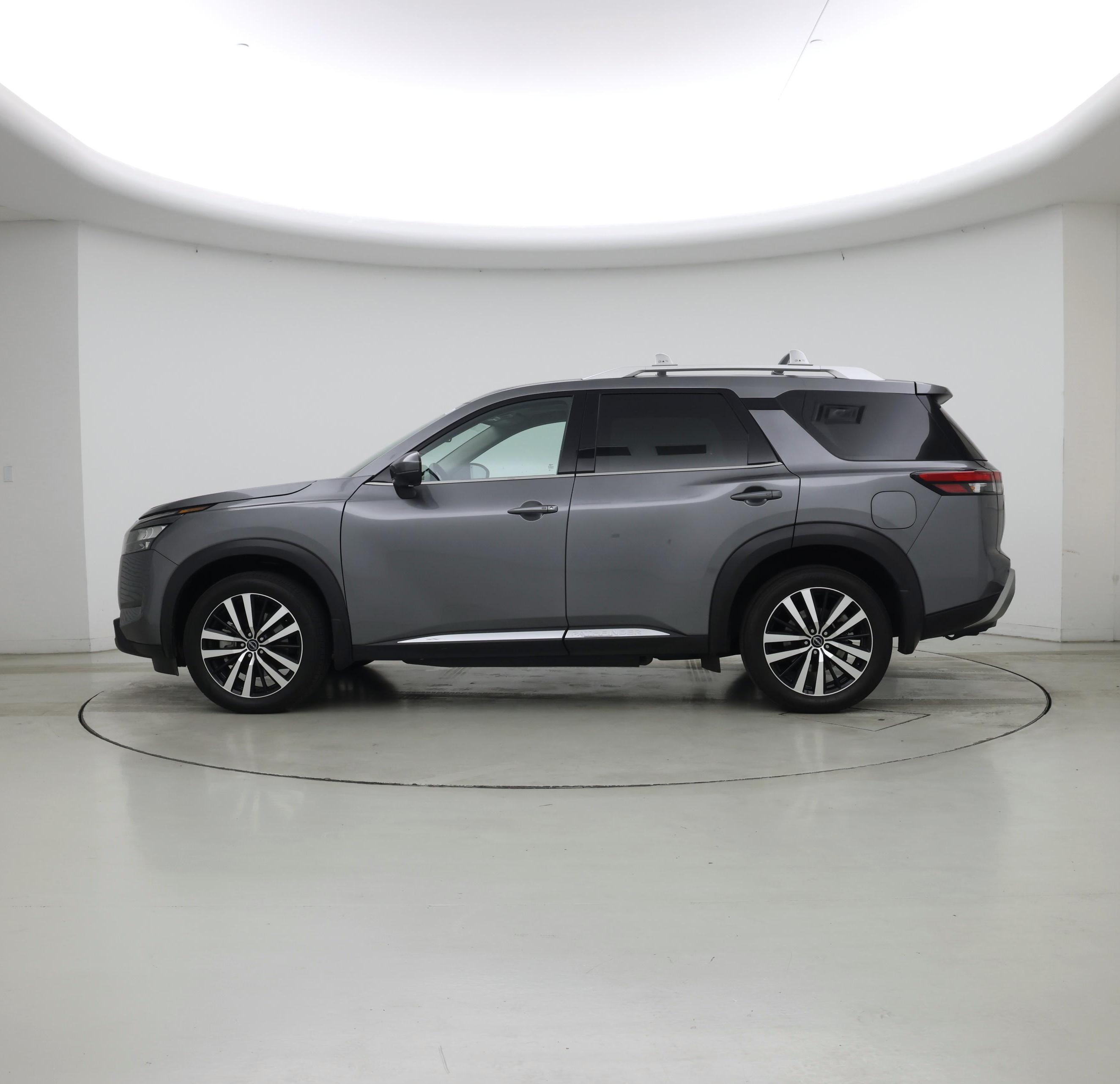 Thumbnail: 2025 Nissan Pathfinder - 3