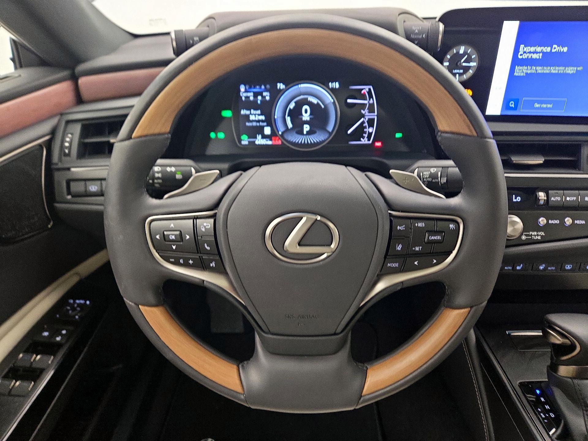 Thumbnail: 2025 Lexus ES - 10