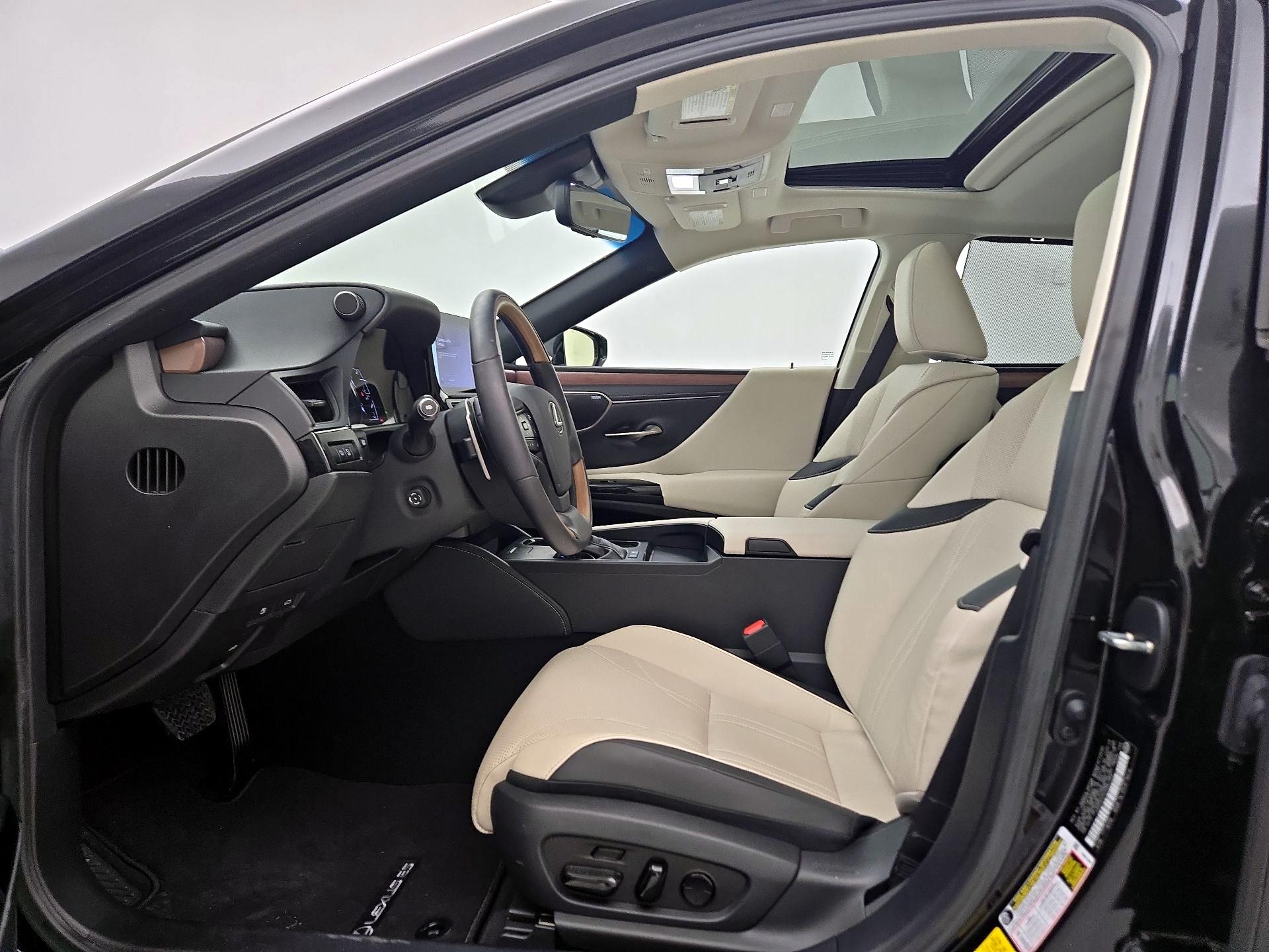 Thumbnail: 2025 Lexus ES - 11