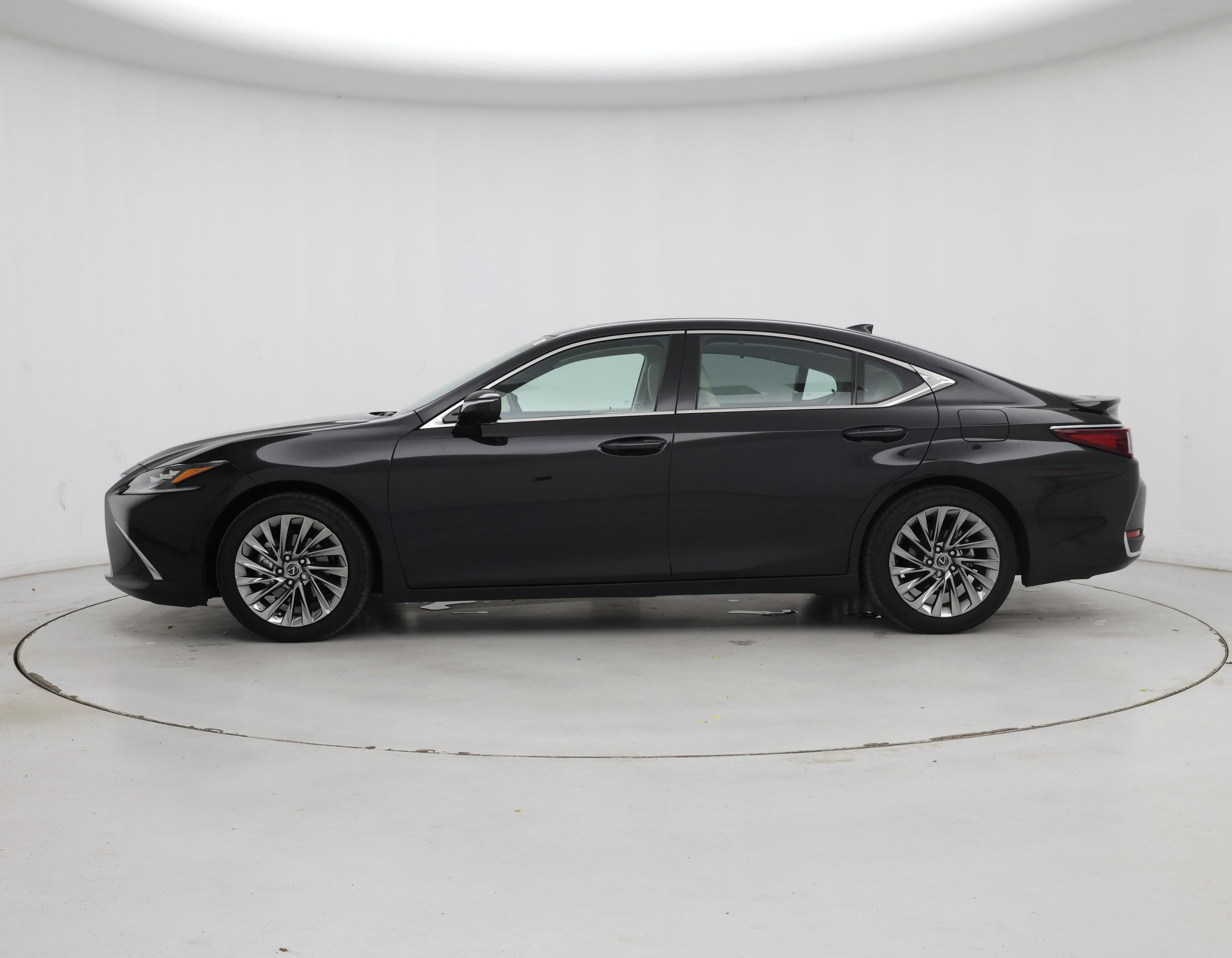 Thumbnail: 2025 Lexus ES - 3