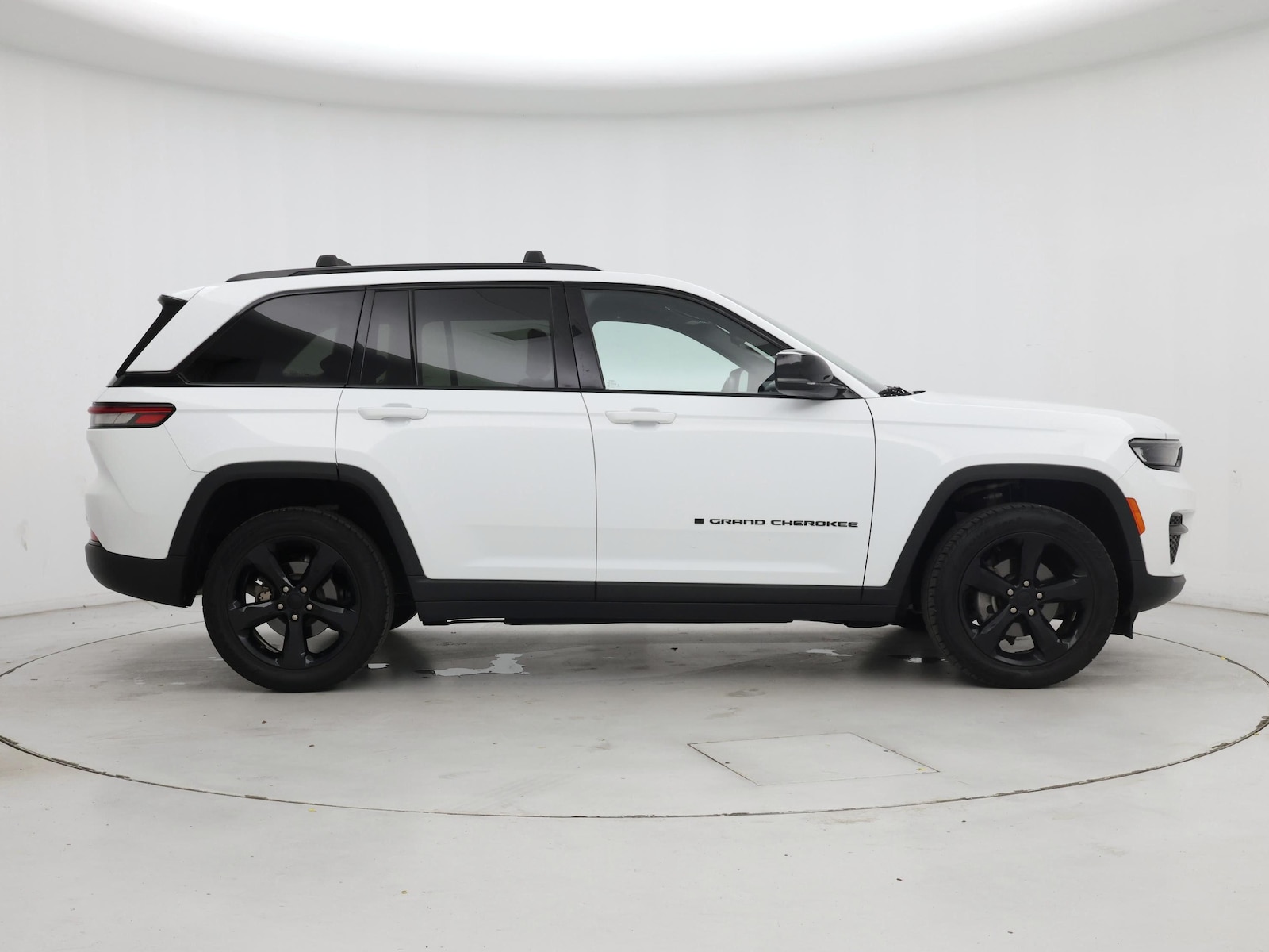 2022 Jeep Grand Cherokee Altitude - Photo 8