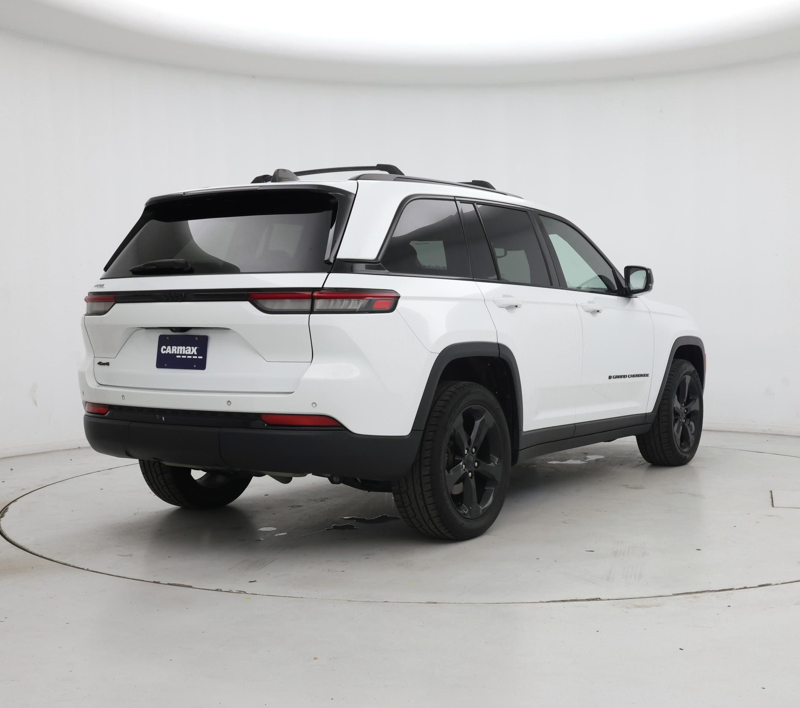 Thumbnail: 2022 Jeep Grand Cherokee - 8