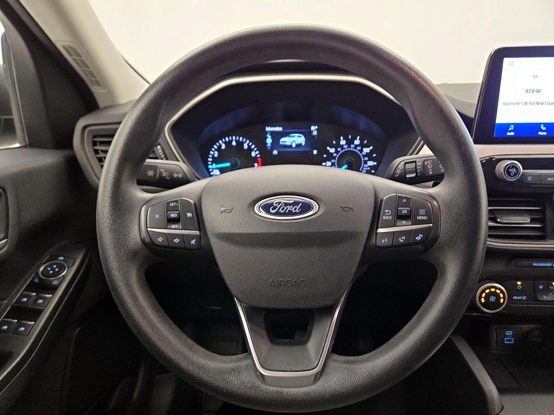 Thumbnail: 2022 Ford Escape - 10