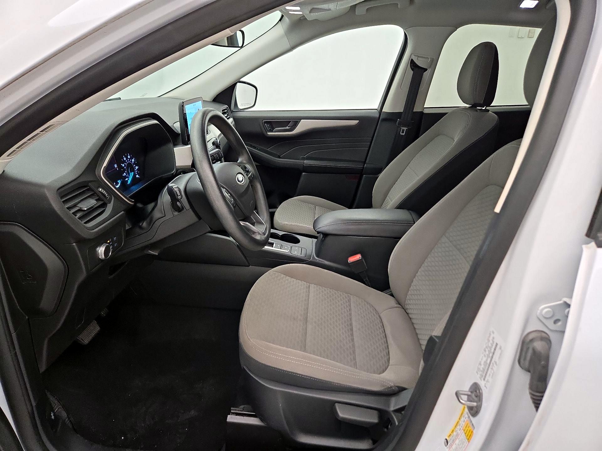 Thumbnail: 2022 Ford Escape - 11