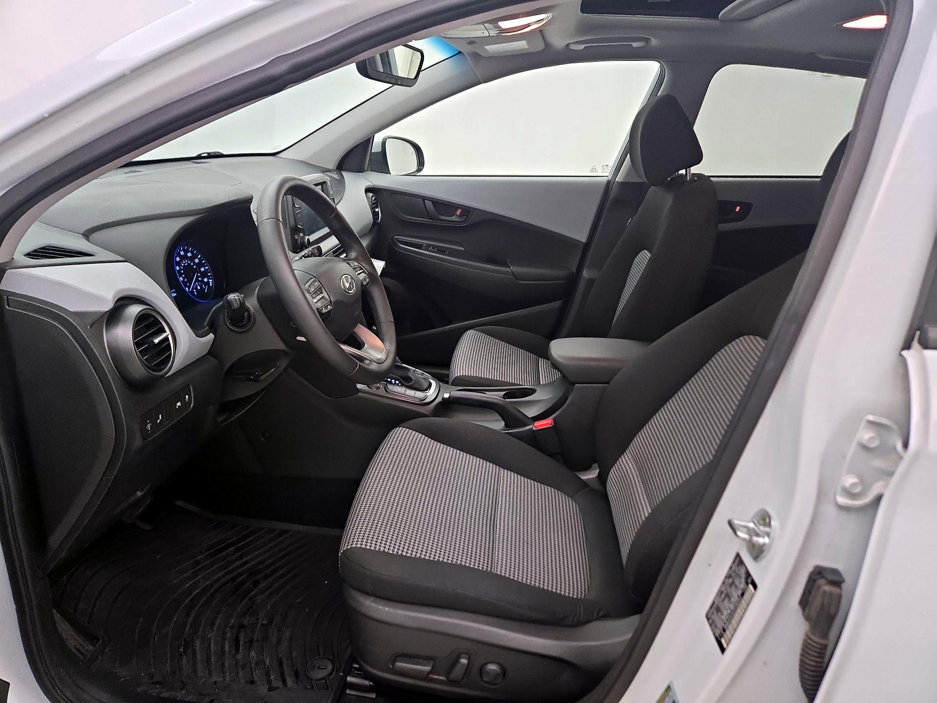Thumbnail: 2018 Hyundai Kona - 11