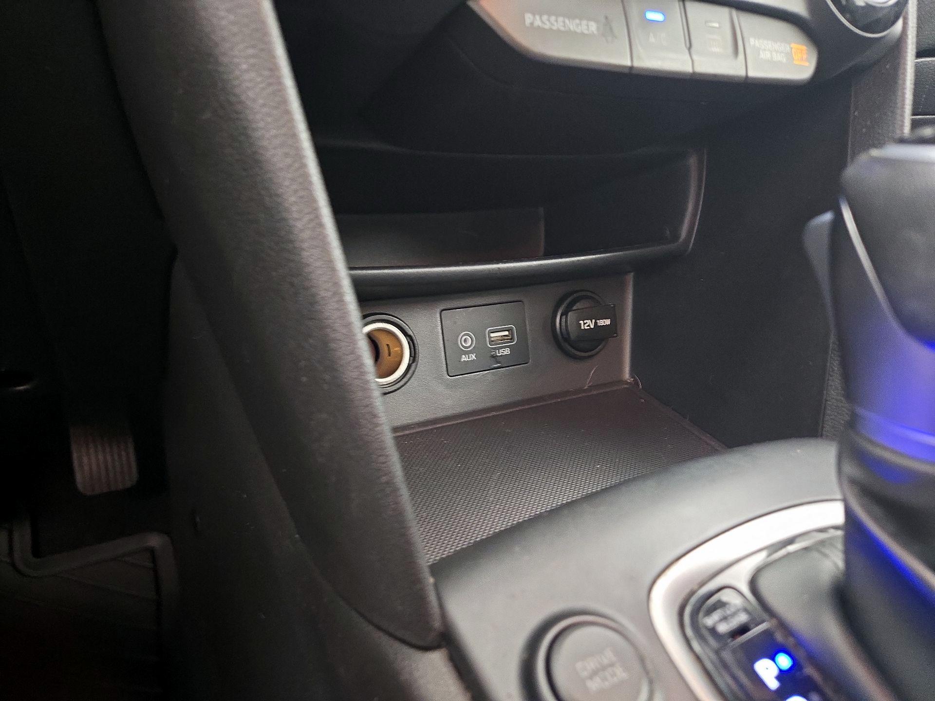 Thumbnail: 2018 Hyundai Kona - 18