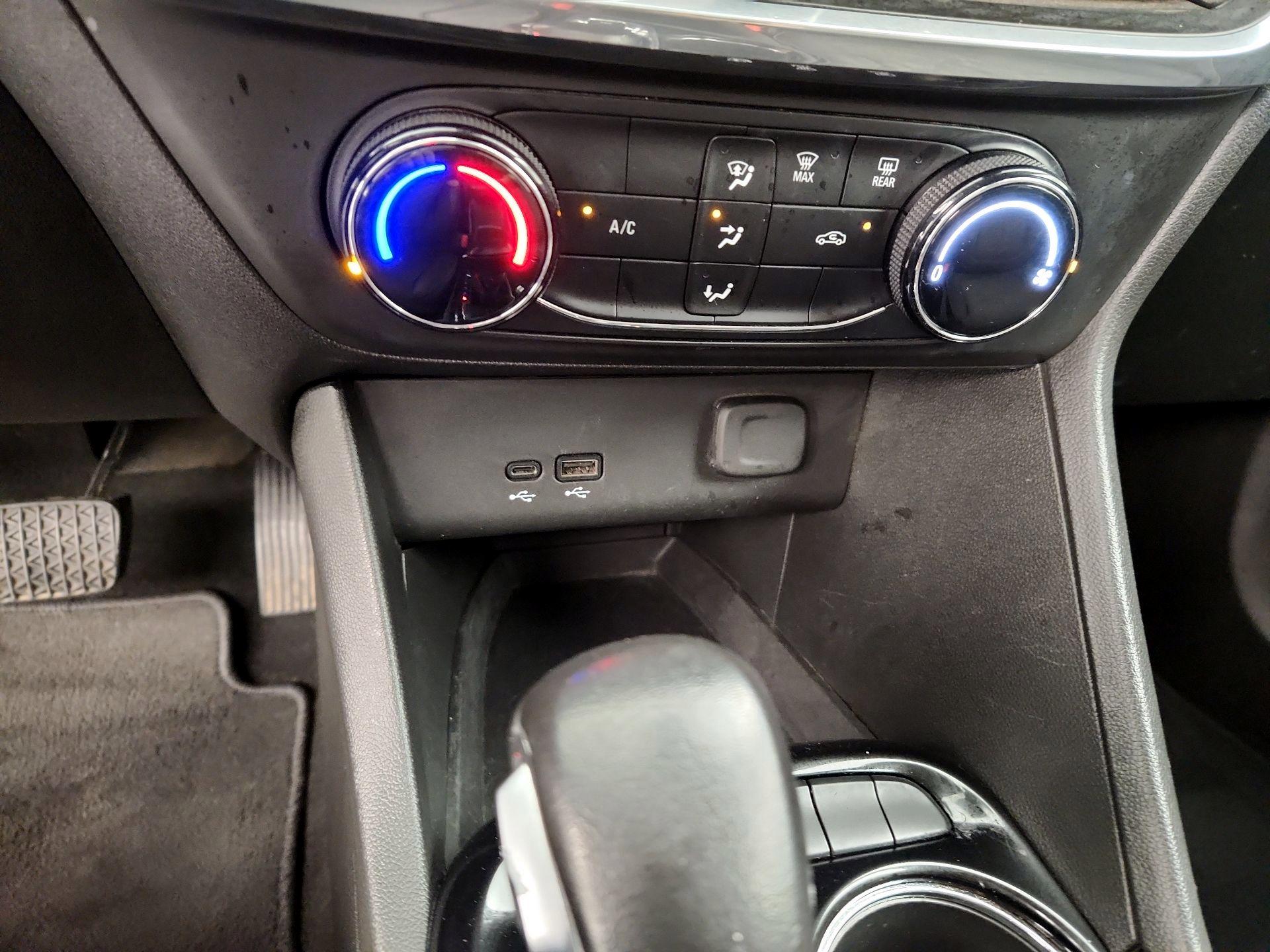 Thumbnail: 2024 Buick Encore GX - 18