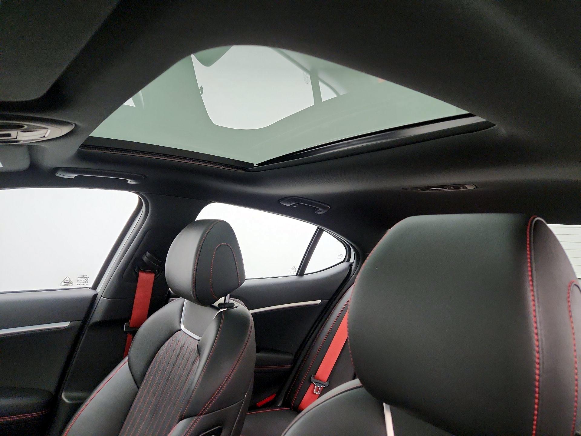 Thumbnail: 2023 Genesis G70 - 20