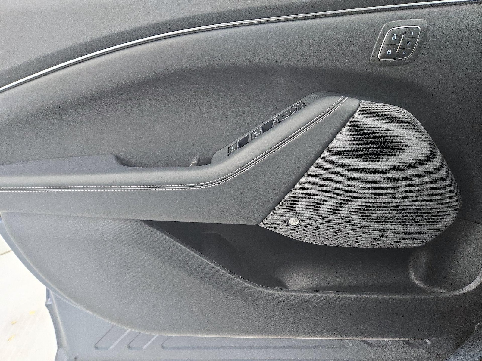 2024 Ford Mustang Mach-E Premium RWD - Photo 13