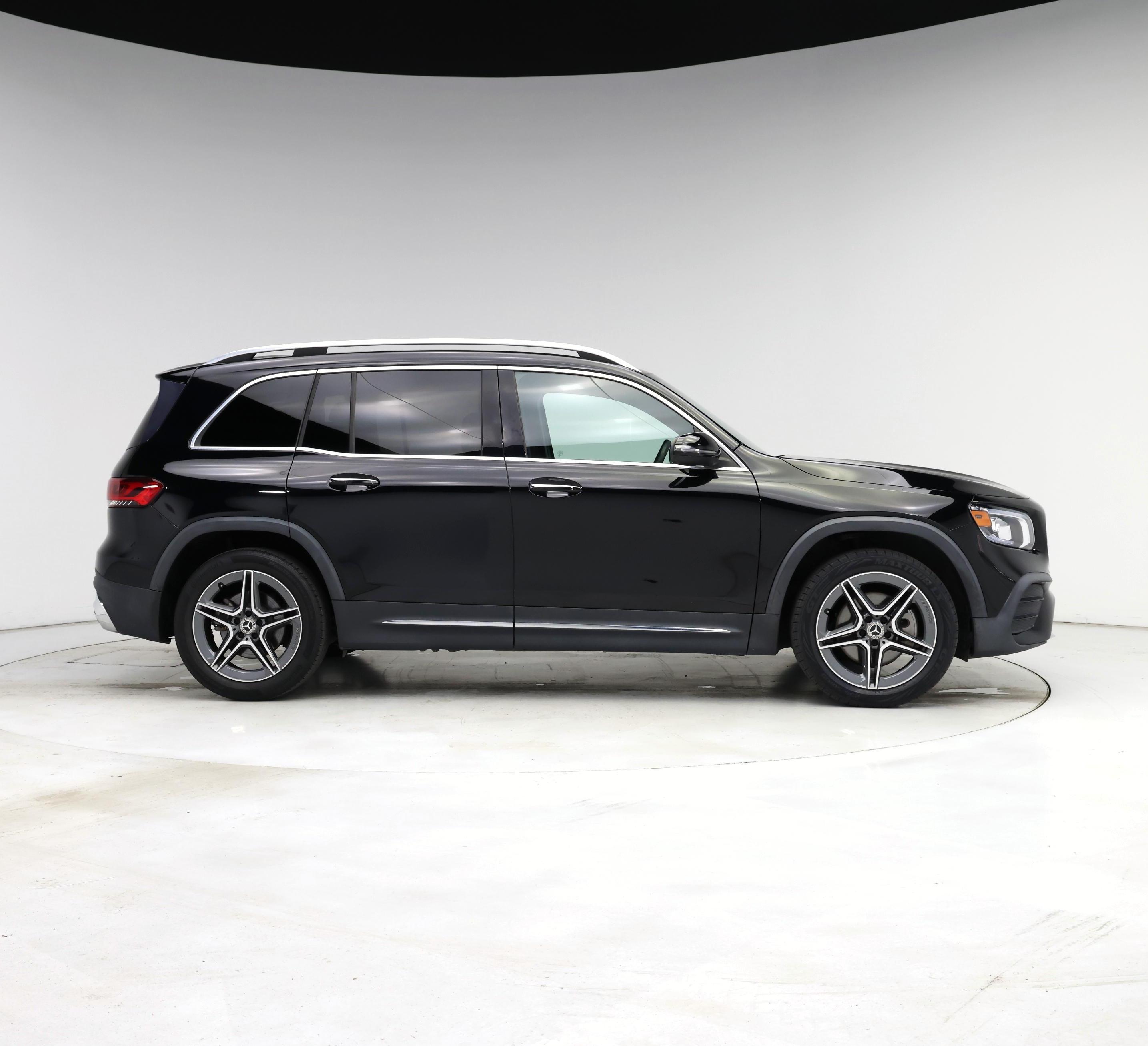 Thumbnail: 2021 Mercedes-Benz GLB - 7