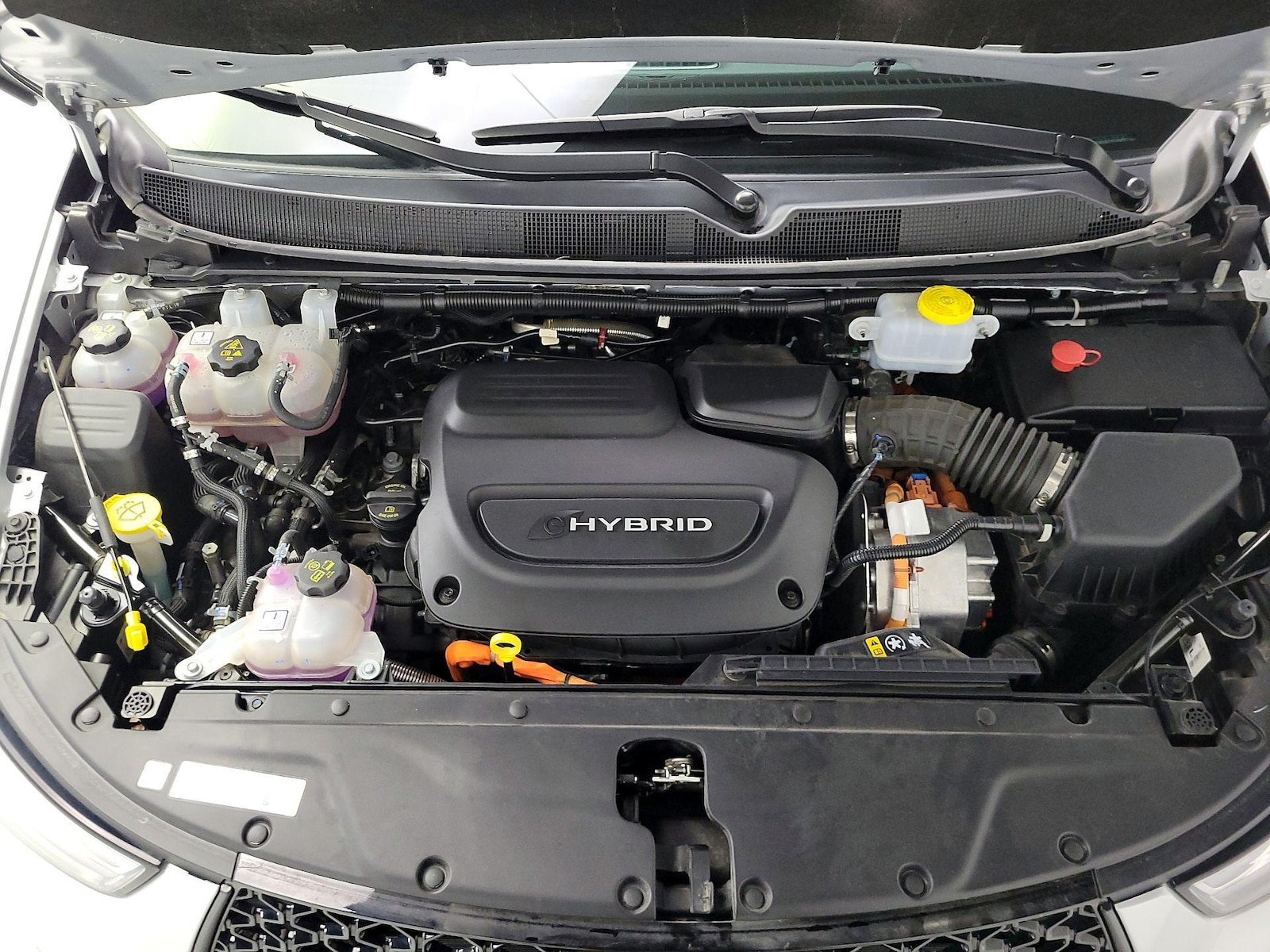 2023 Chrysler Pacifica Hybrid Limited - Photo 26