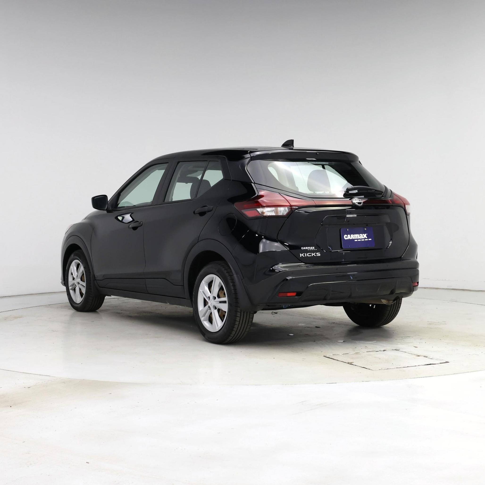 Thumbnail: 2024 Nissan Kicks - 2