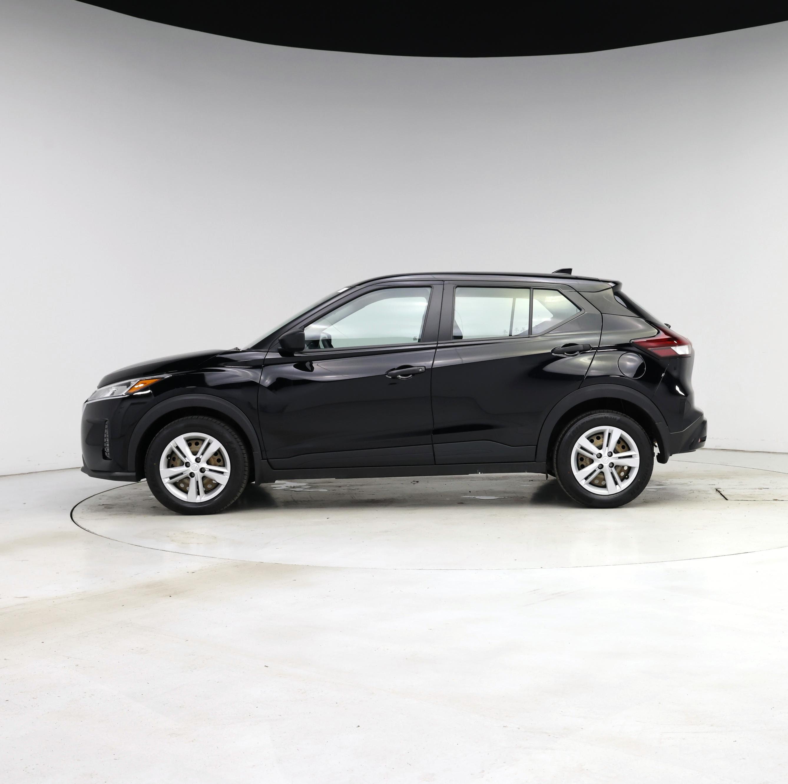 Thumbnail: 2024 Nissan Kicks - 3