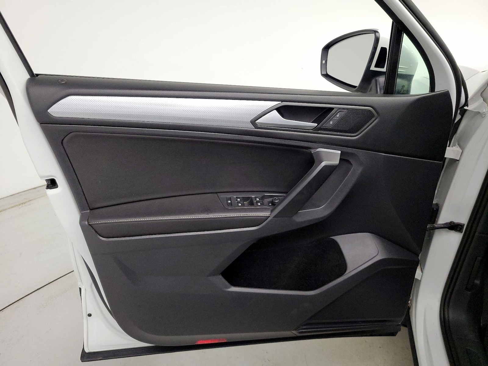 2022 Volkswagen Tiguan S - Photo 13