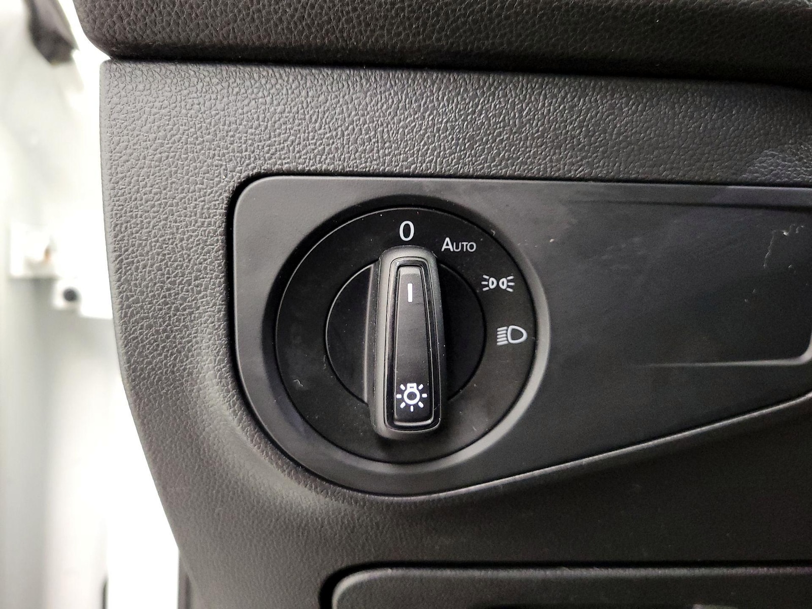 2022 Volkswagen Tiguan S - Photo 14