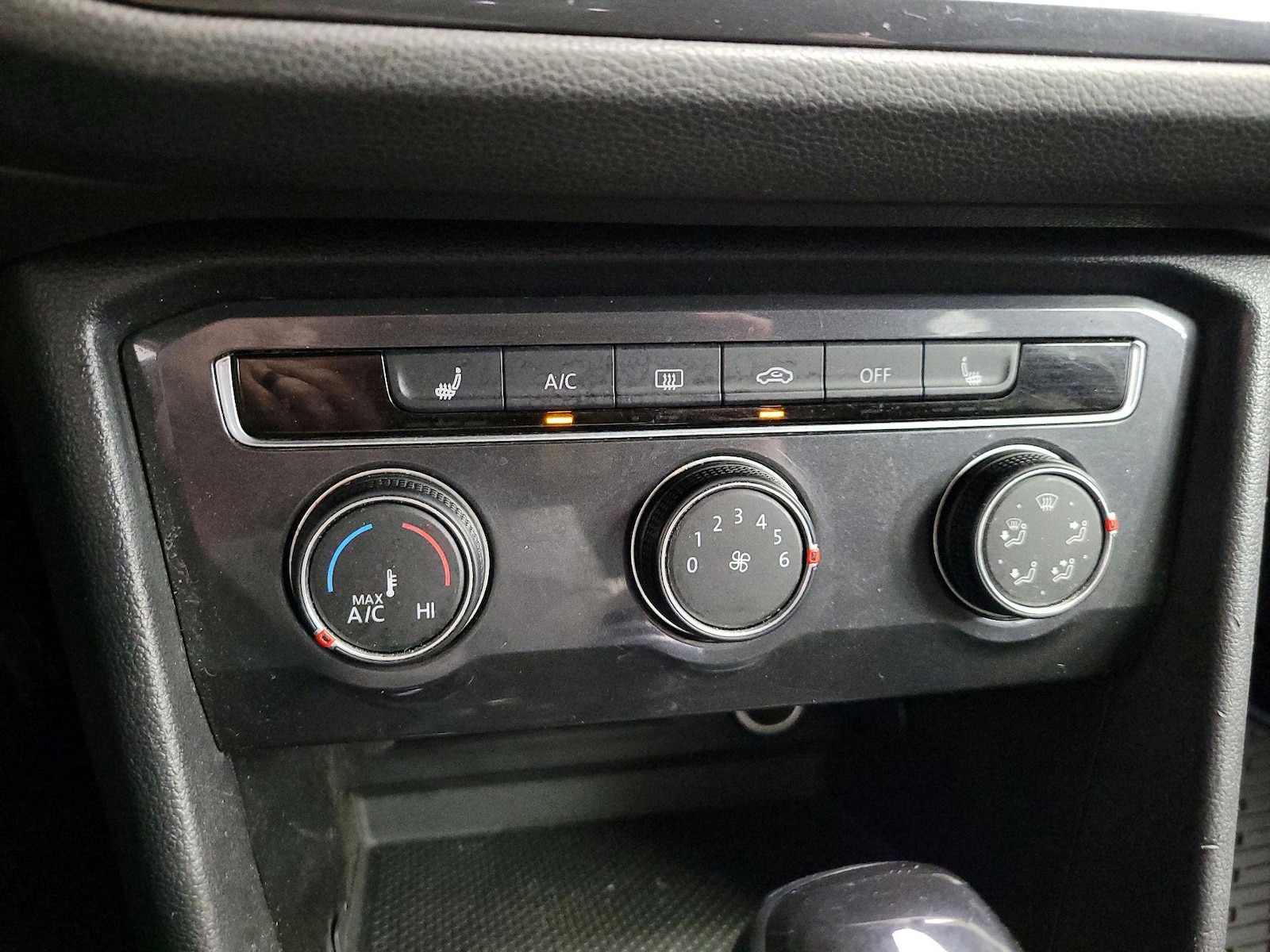 2022 Volkswagen Tiguan S - Photo 17