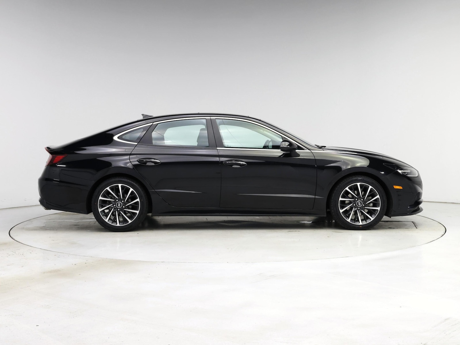 2022 Hyundai Sonata Limited - Photo 8