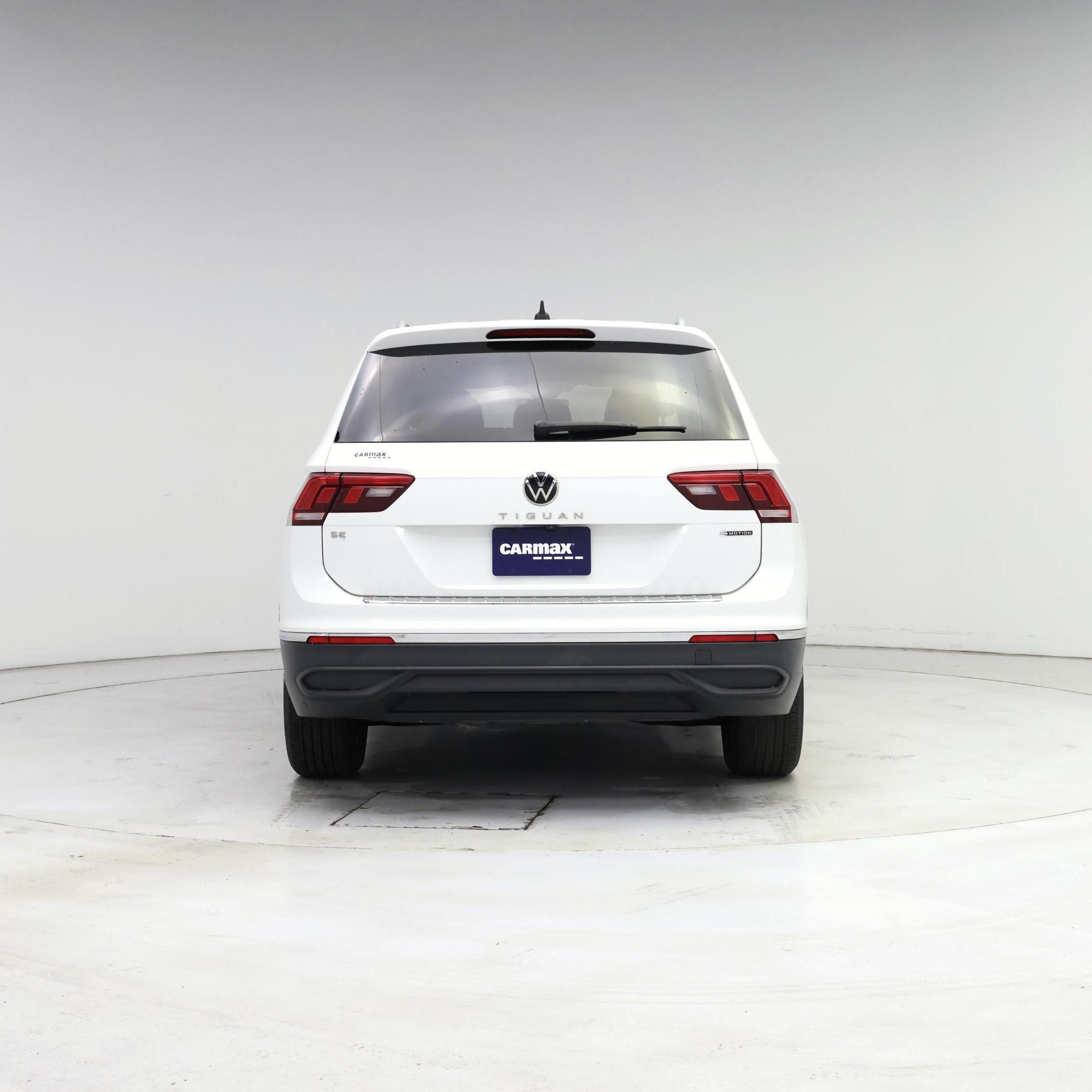Thumbnail: 2022 Volkswagen Tiguan - 6