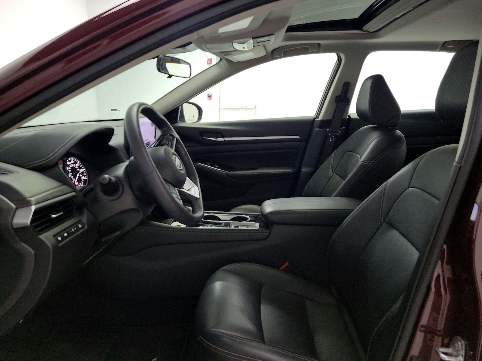 2024 Nissan Altima SL - Photo 12