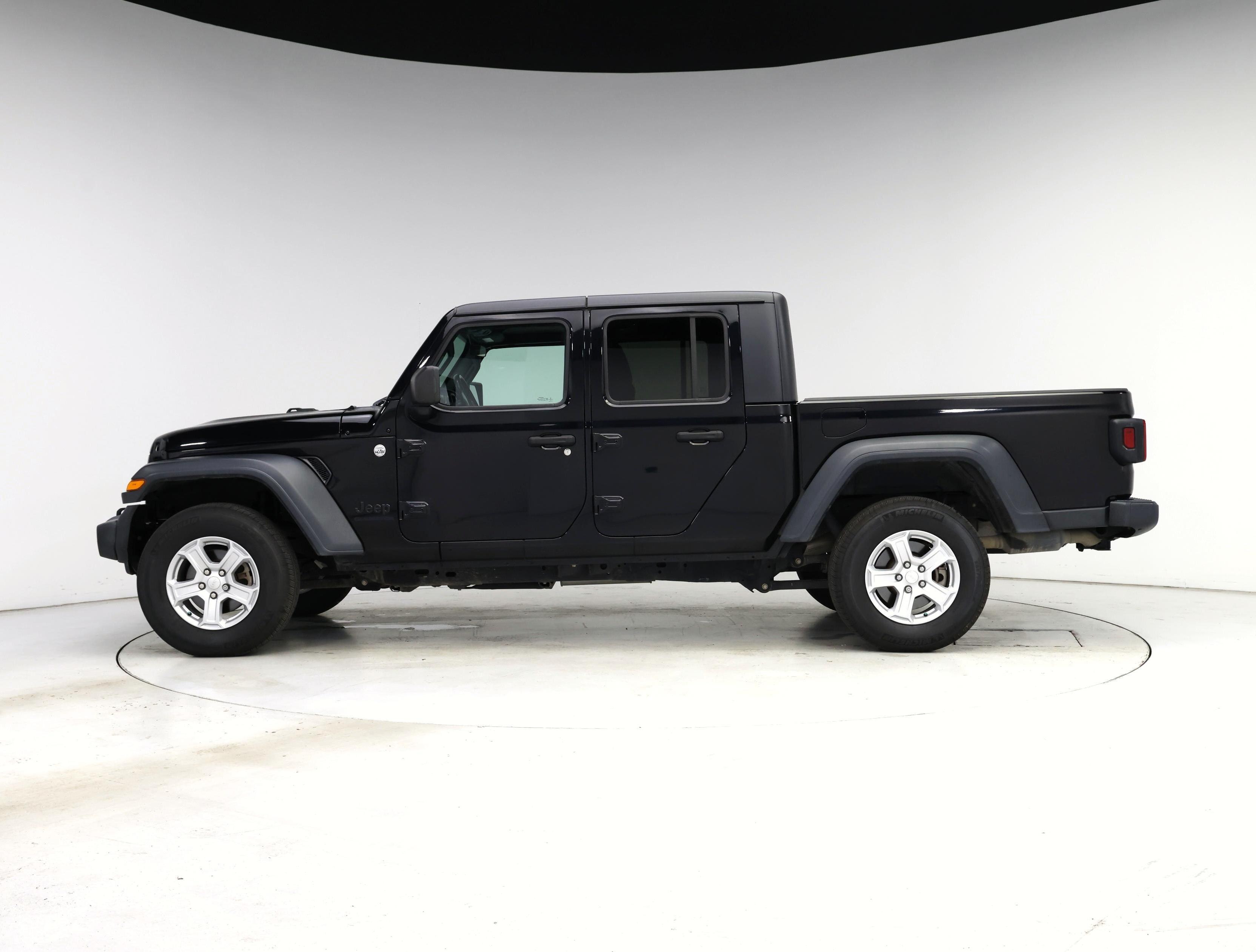 Thumbnail: 2020 Jeep Gladiator - 3