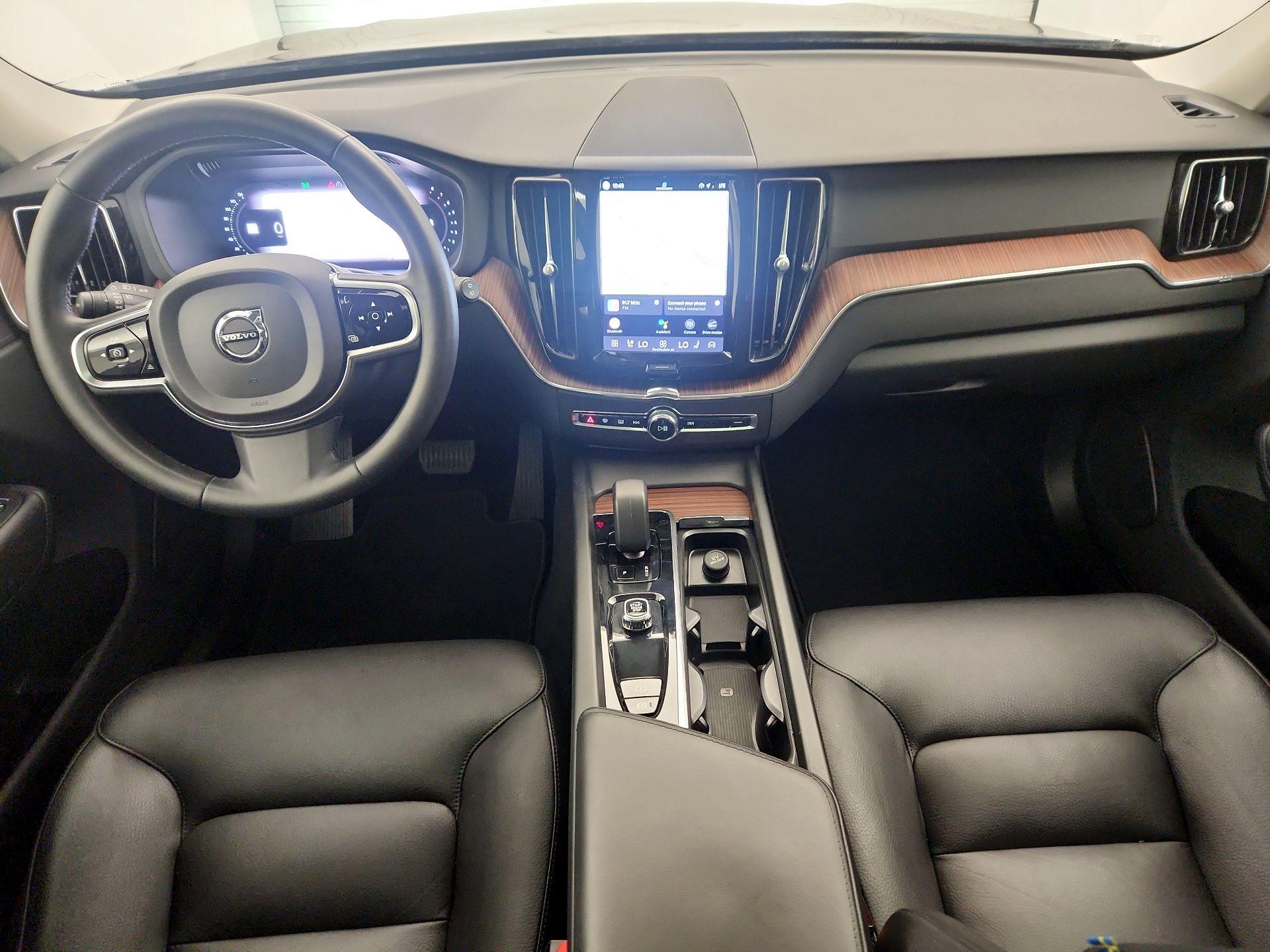 Thumbnail: 2023 Volvo XC60 - 9