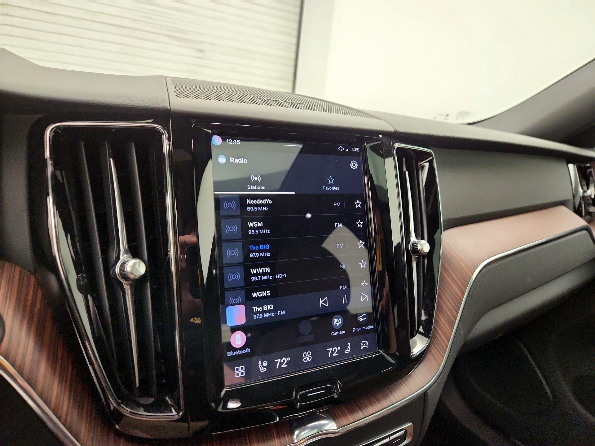 Thumbnail: 2023 Volvo XC60 - 15
