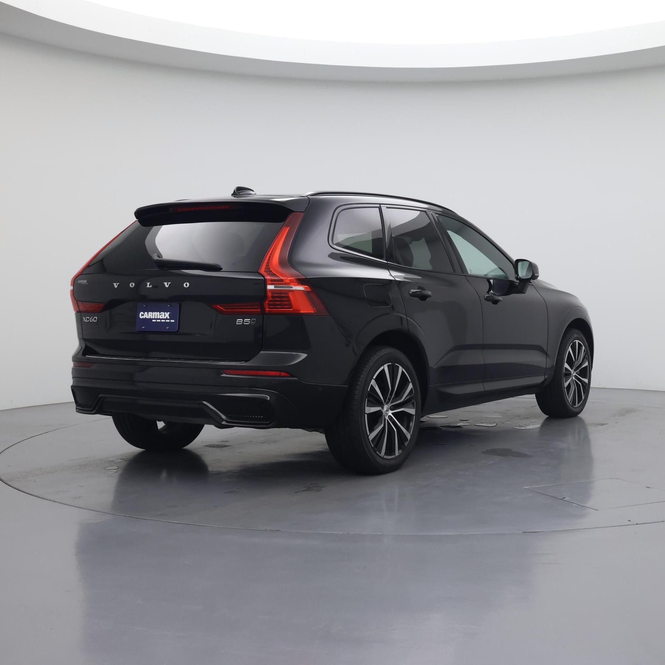 Thumbnail: 2023 Volvo XC60 - 8