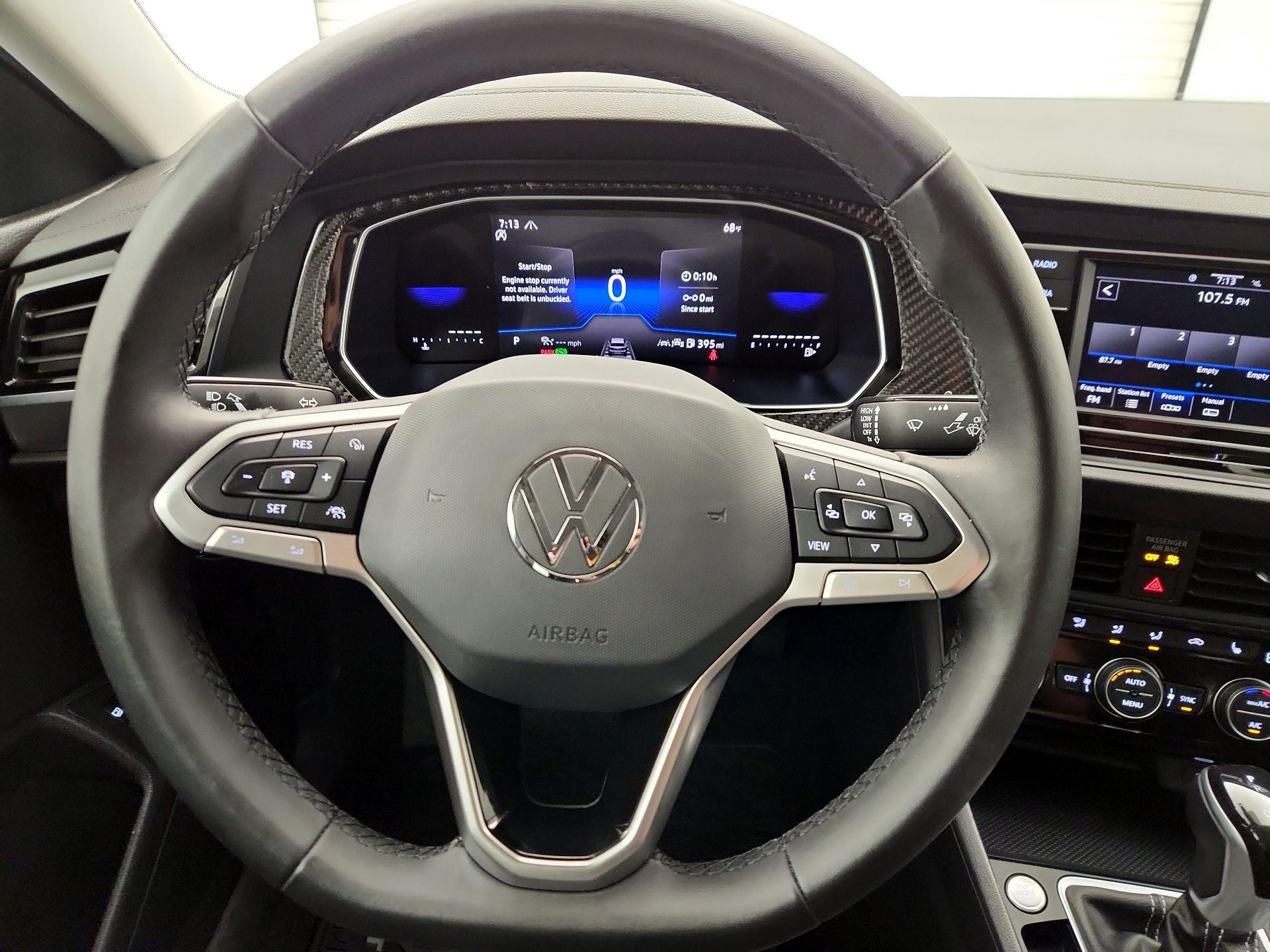 Thumbnail: 2024 Volkswagen Jetta - 10