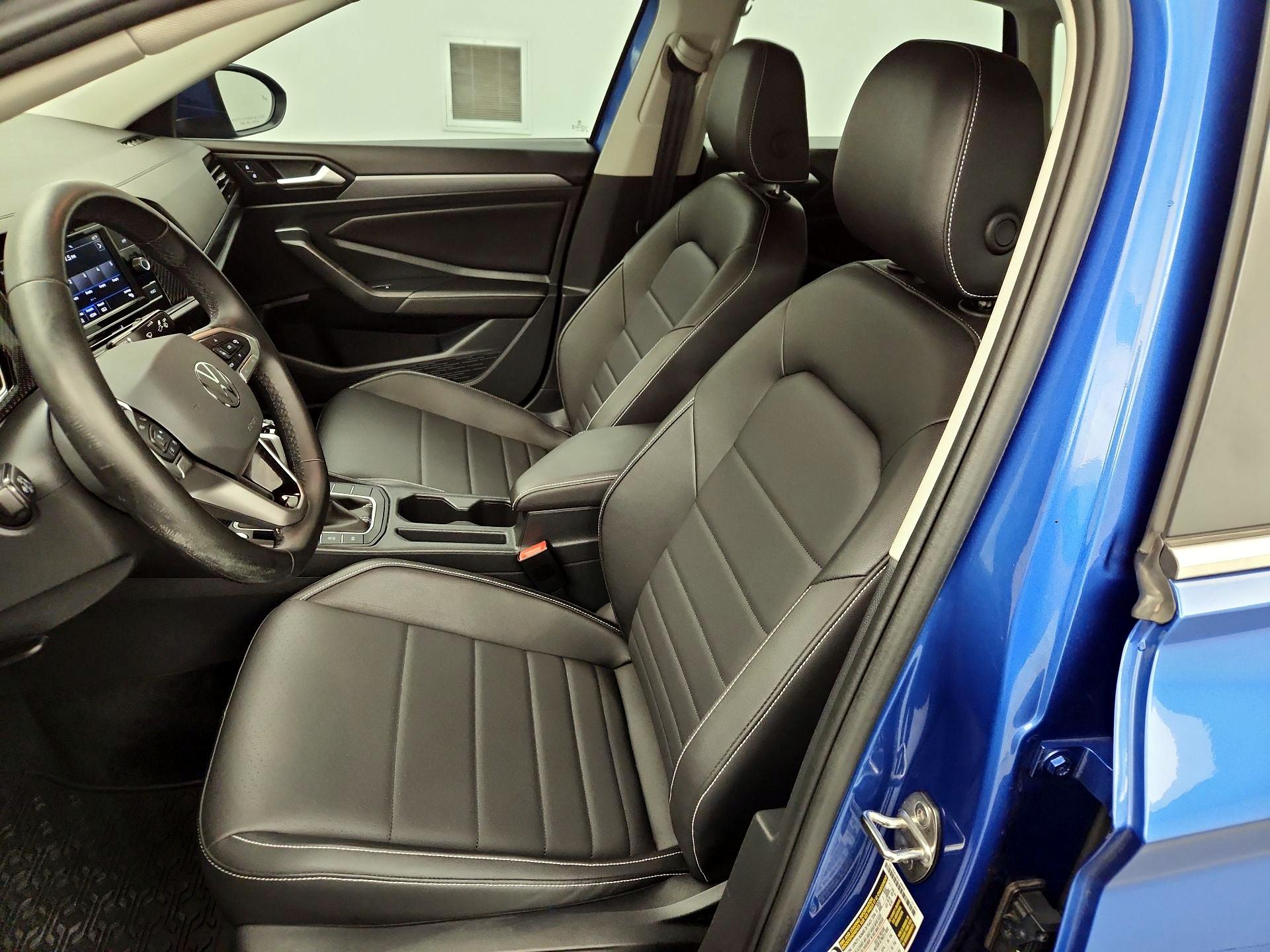 Thumbnail: 2024 Volkswagen Jetta - 11