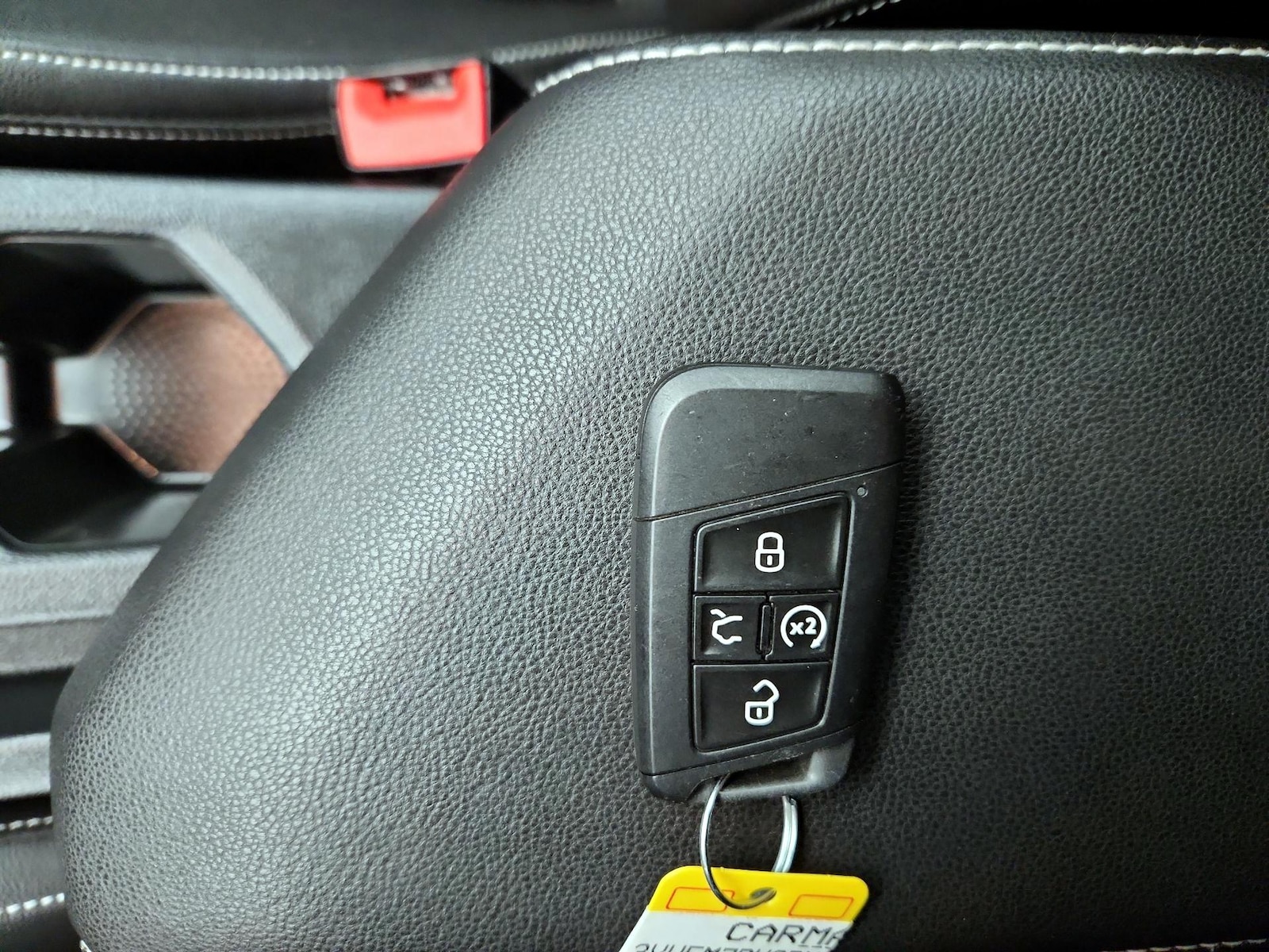 2024 Volkswagen Jetta SE - Photo 23