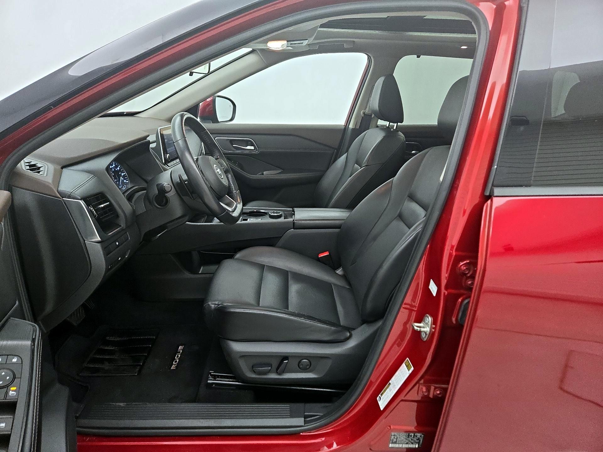 Thumbnail: 2021 Nissan Rogue - 11