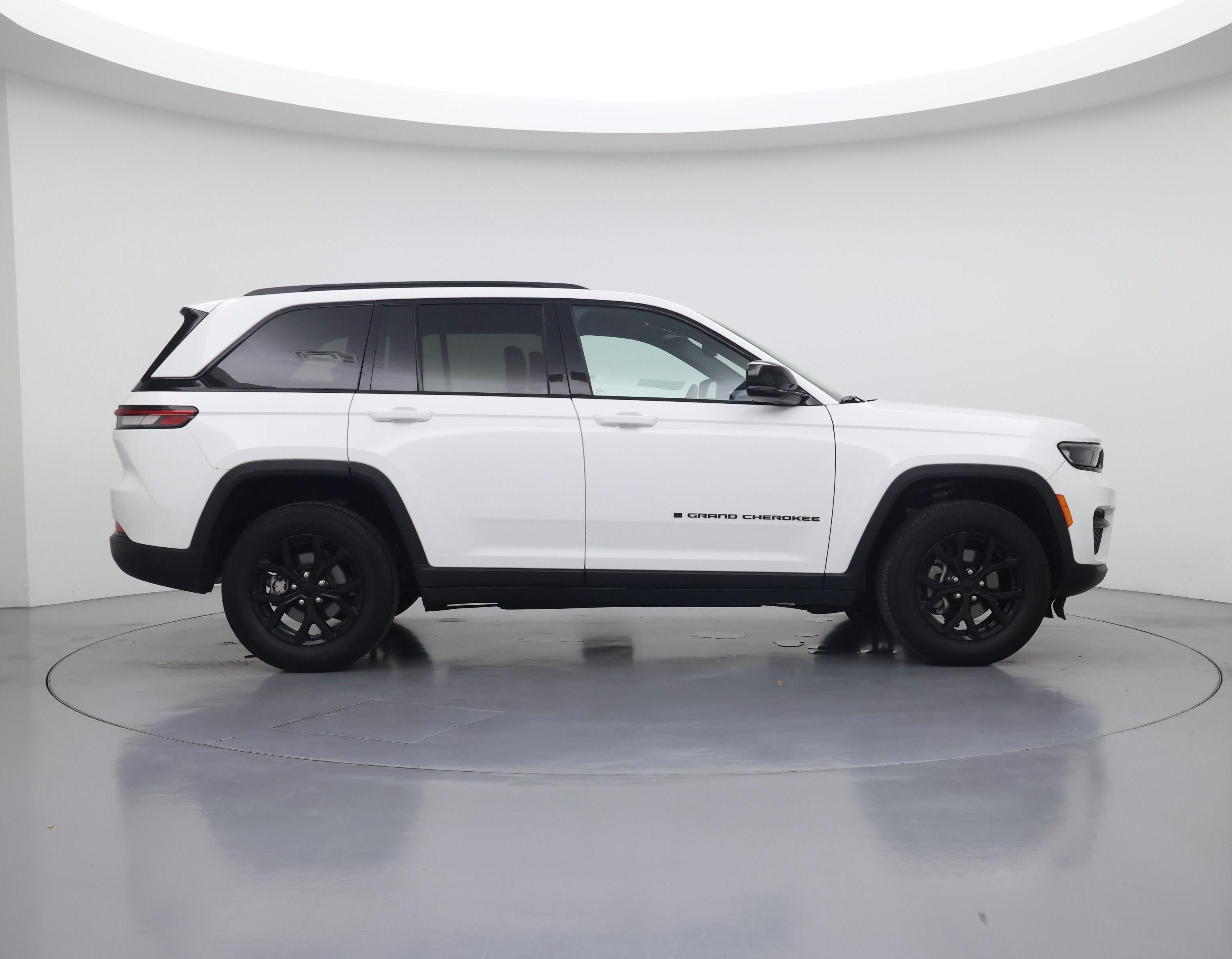 Thumbnail: 2024 Jeep Grand Cherokee - 7