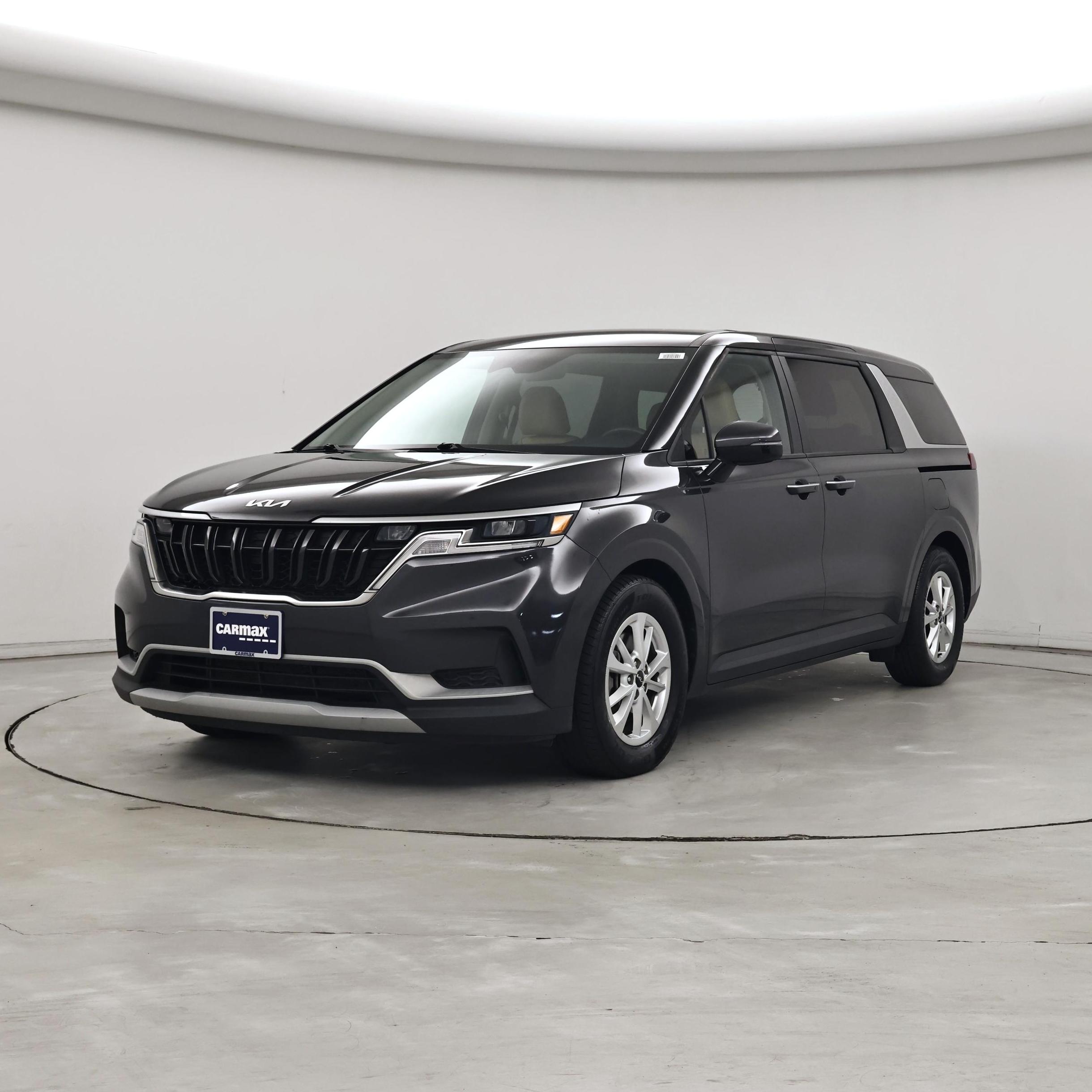 Thumbnail: 2023 Kia Carnival - 4
