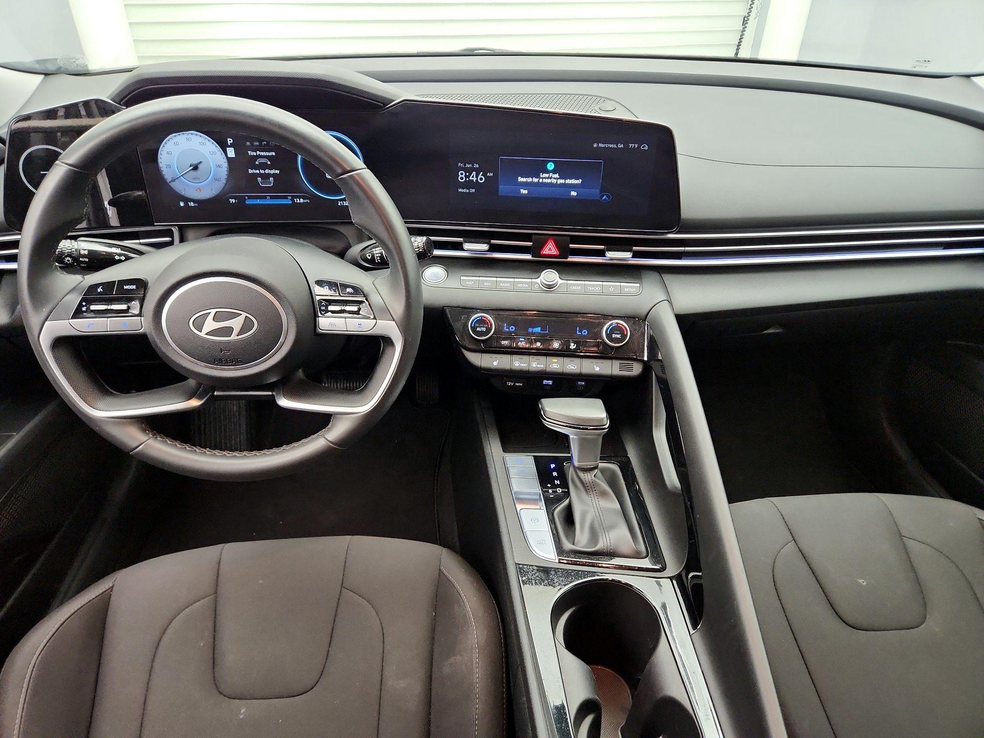 Thumbnail: 2025 Hyundai Elantra - 9
