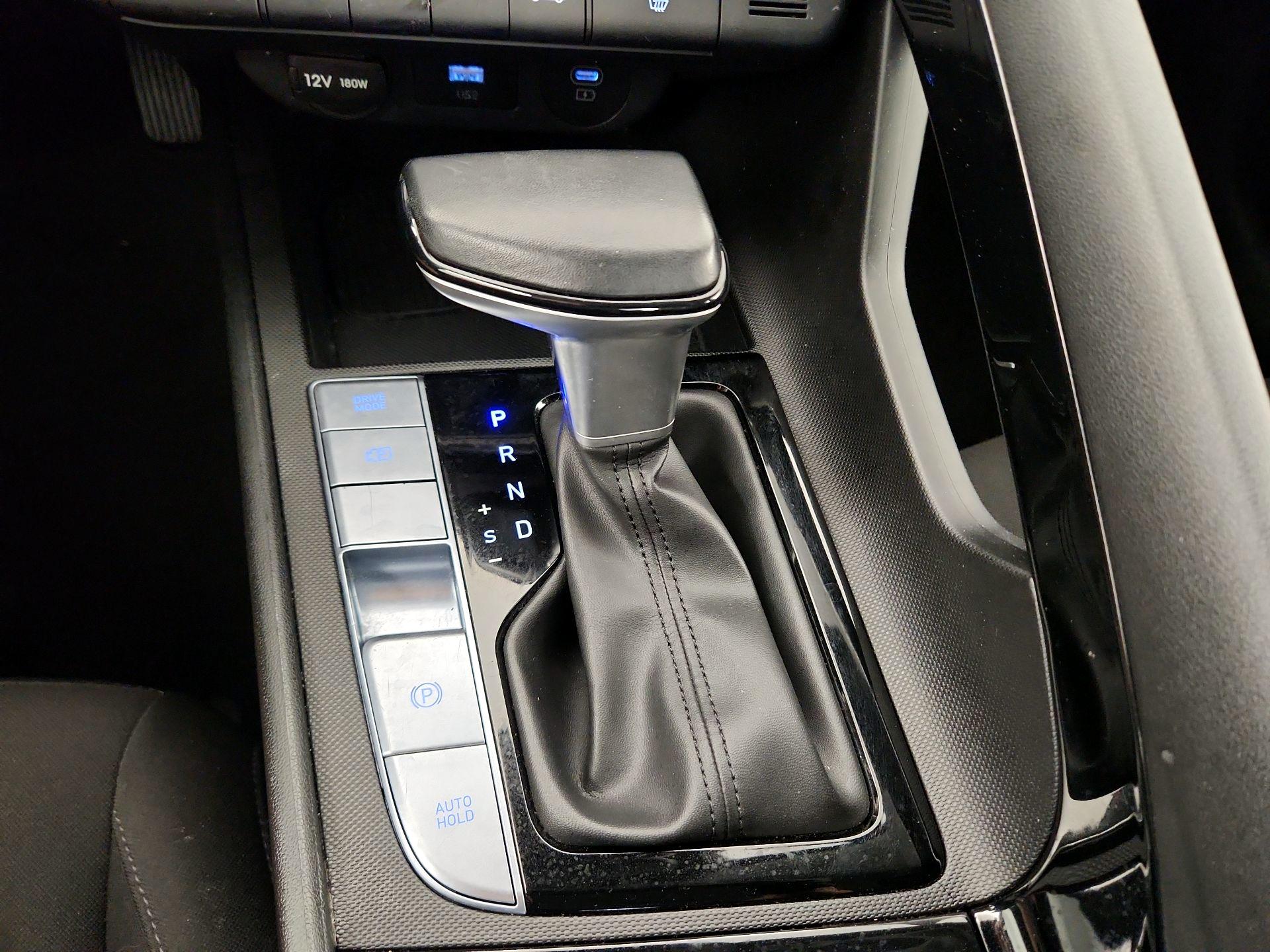 Thumbnail: 2025 Hyundai Elantra - 18