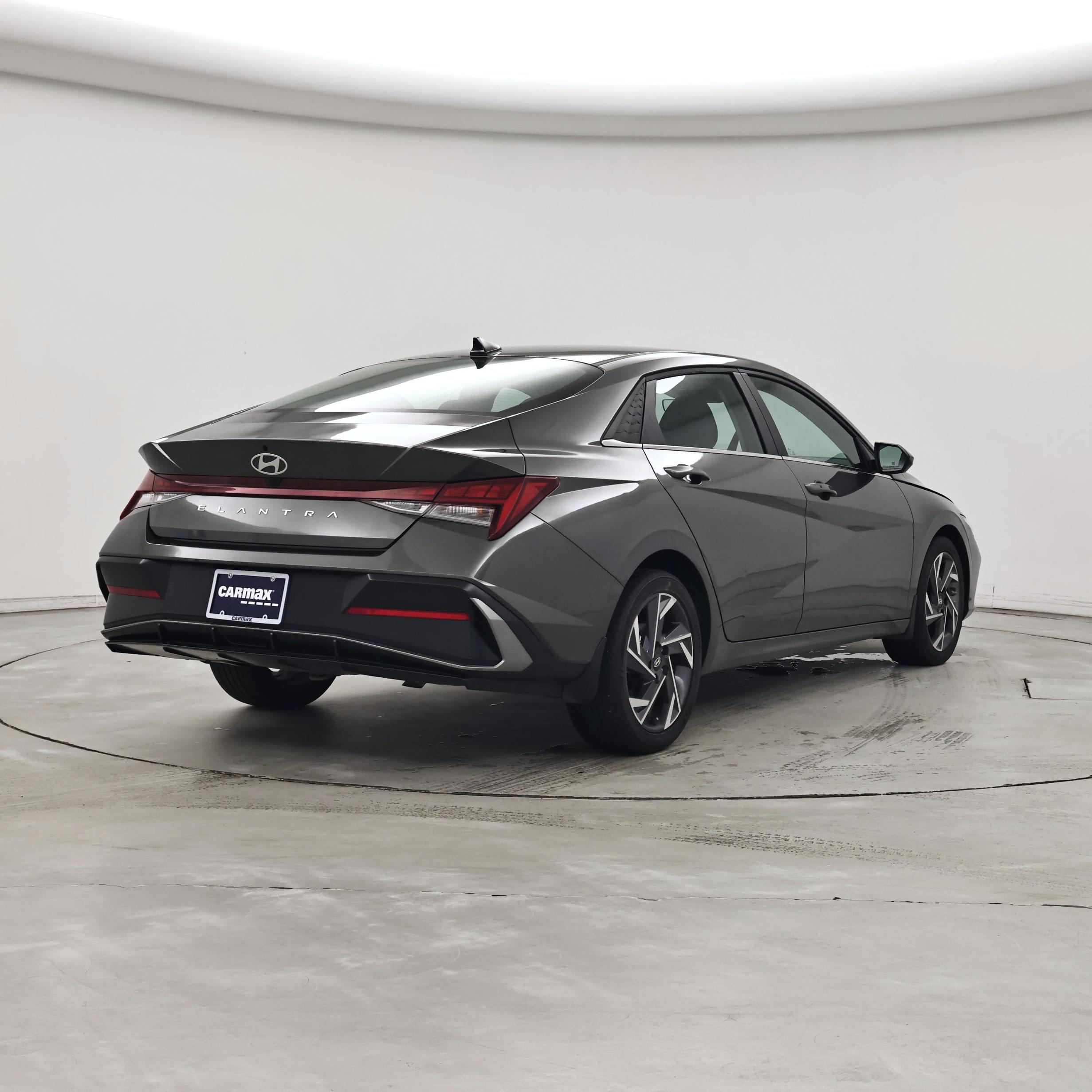 Thumbnail: 2025 Hyundai Elantra - 8