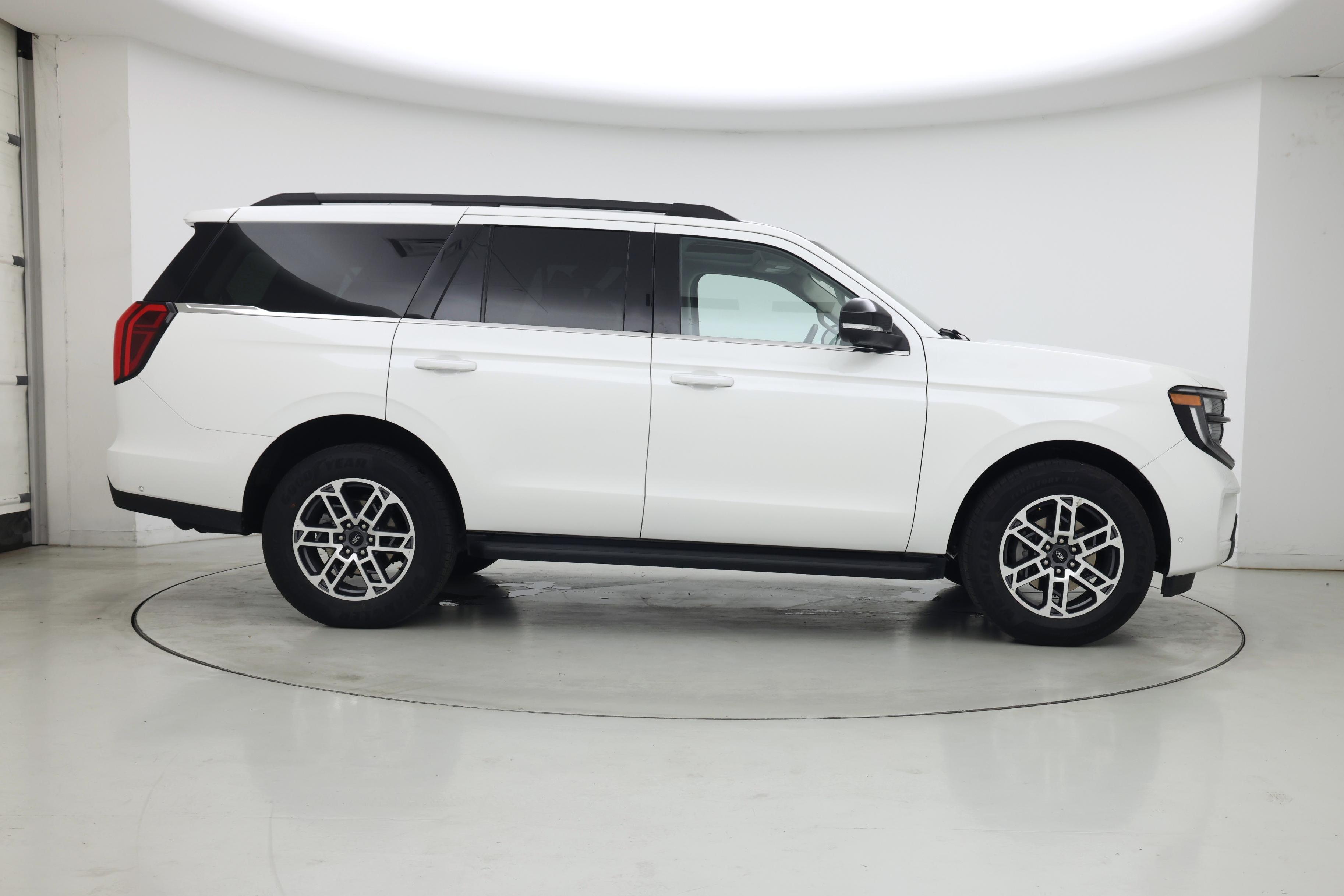 Thumbnail: 2025 Ford Expedition - 7