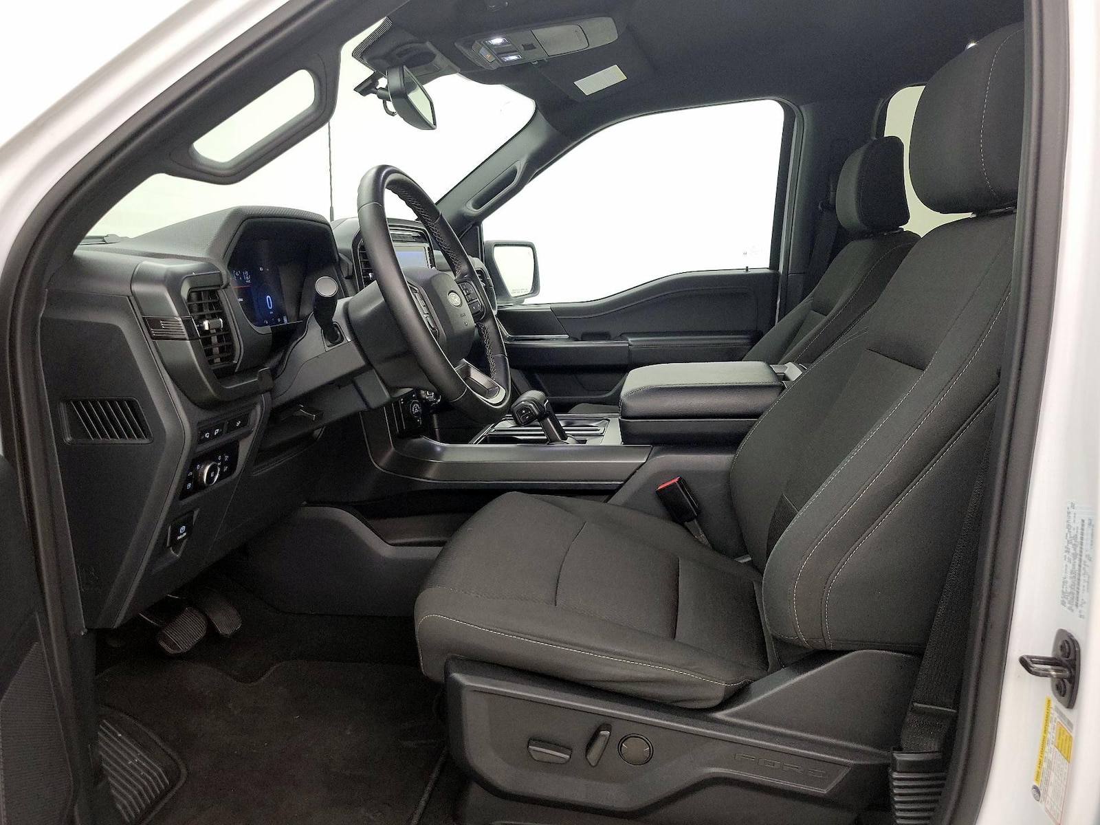 2024 Ford F-150 XLT - Photo 12