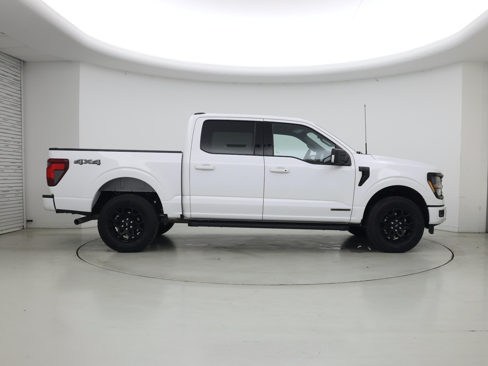 2024 Ford F-150 XLT - Photo 8
