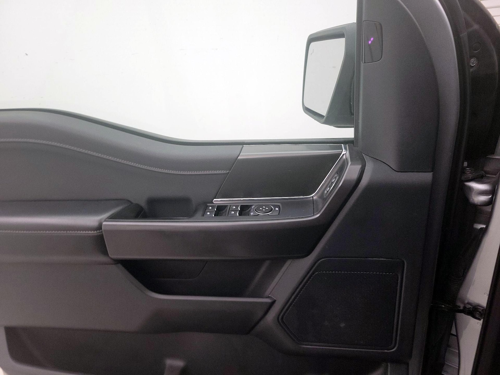 2024 Ford F-150 XLT - Photo 13
