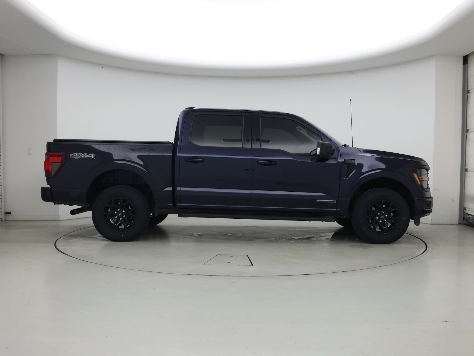2024 Ford F-150 XLT - Photo 8