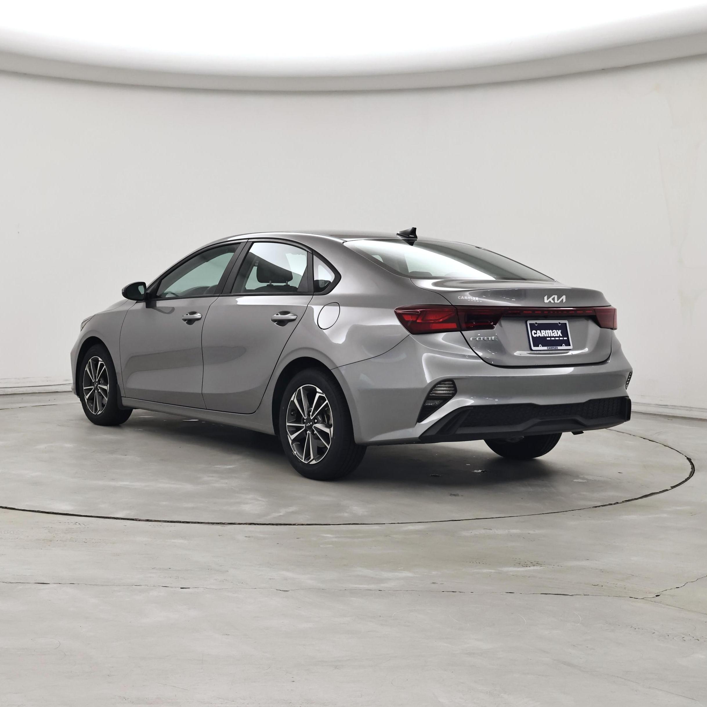 Thumbnail: 2023 Kia Forte - 2