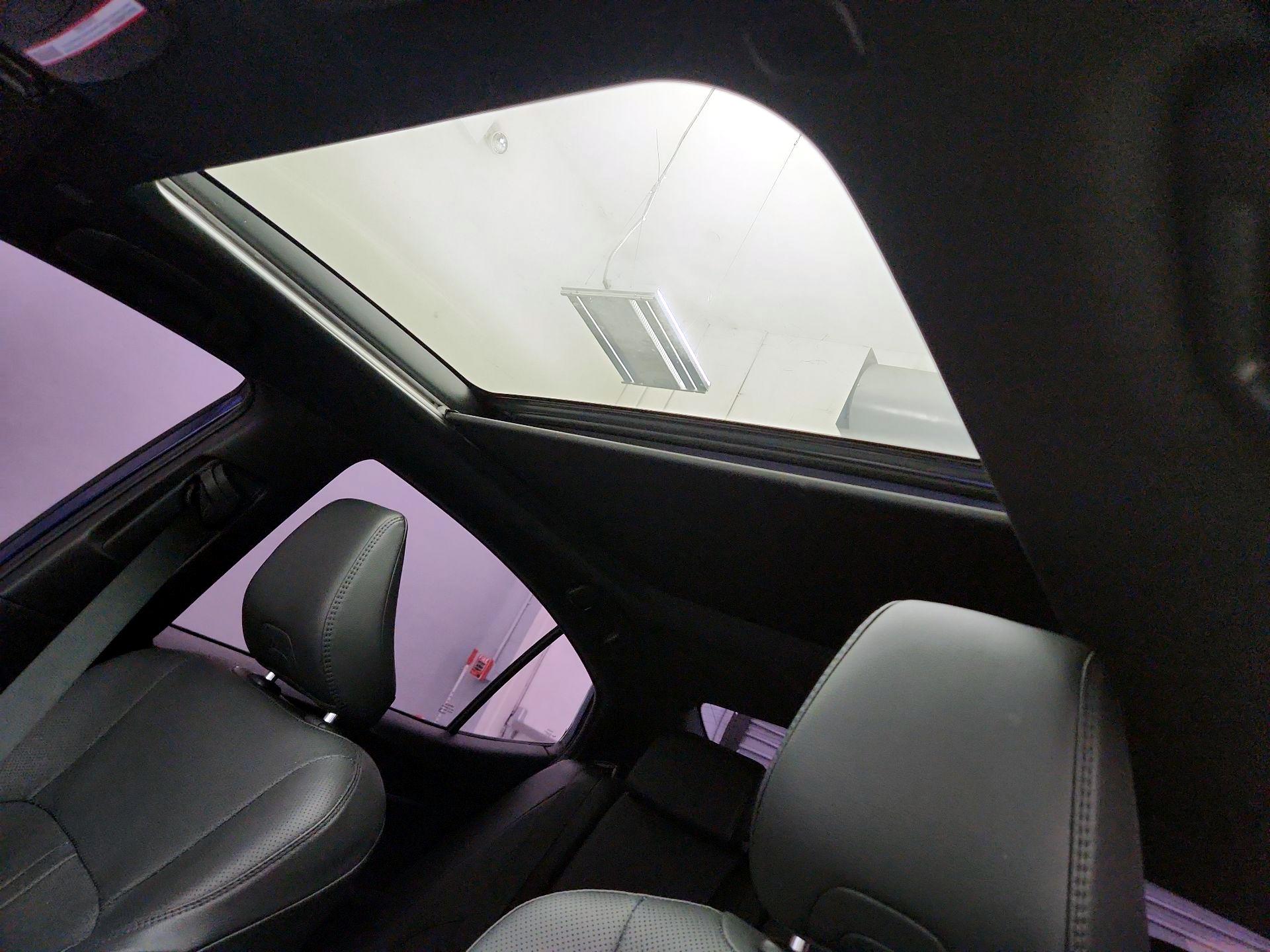 Thumbnail: 2025 Toyota Camry - 19