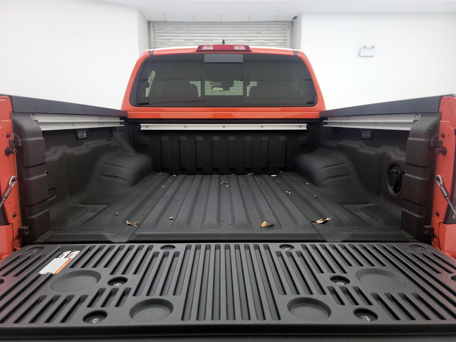 Thumbnail: 2025 Nissan Frontier - 20