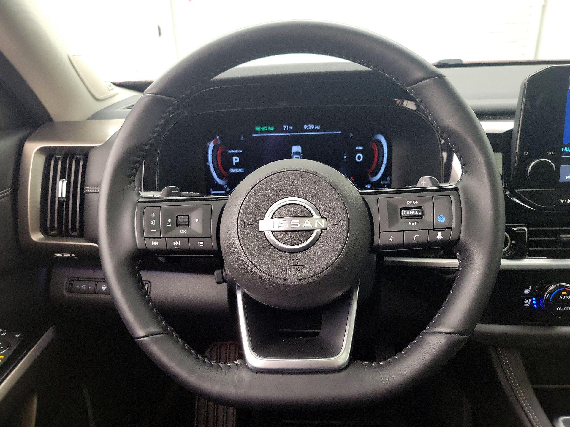 Thumbnail: 2024 Nissan Pathfinder - 10