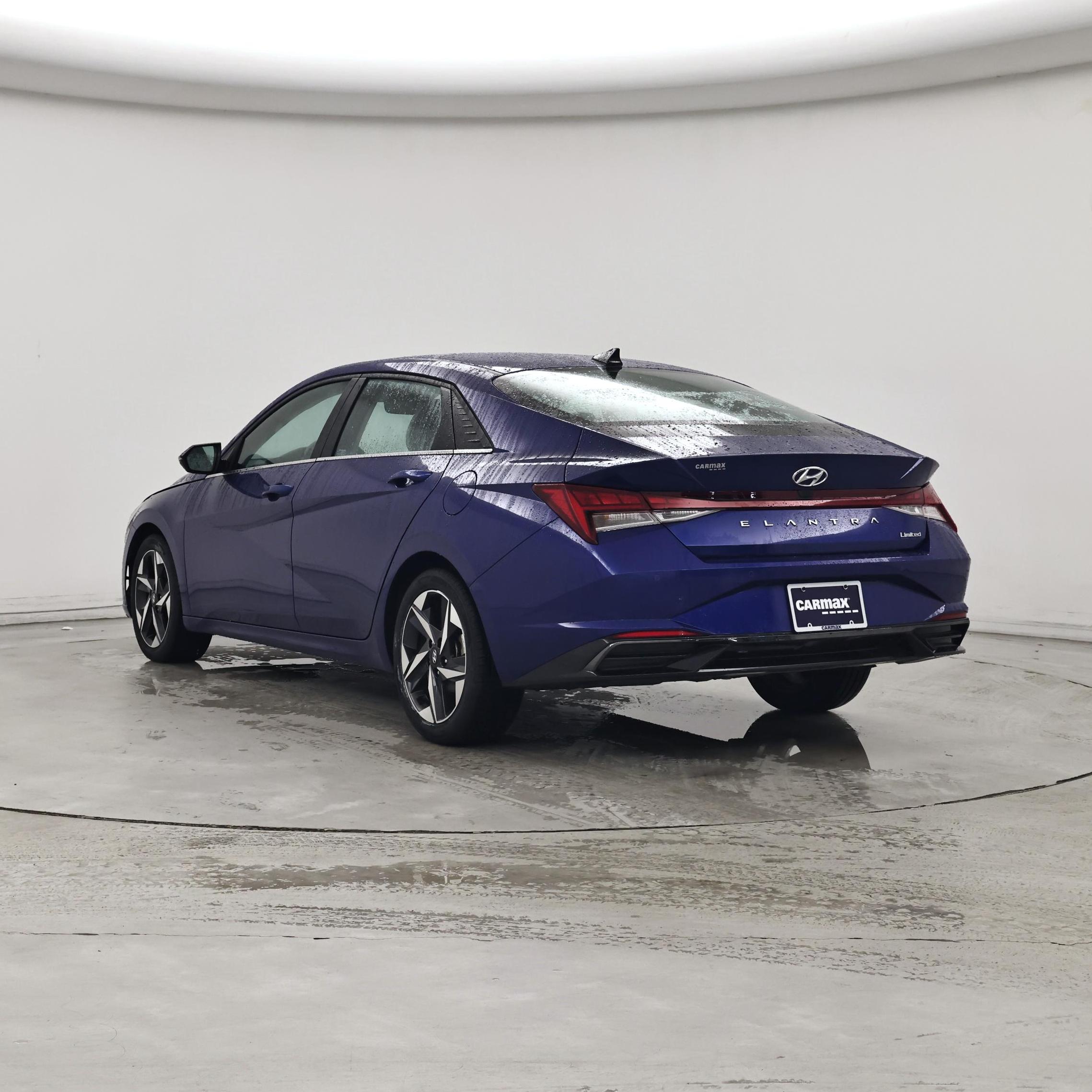 Thumbnail: 2023 Hyundai Elantra - 2