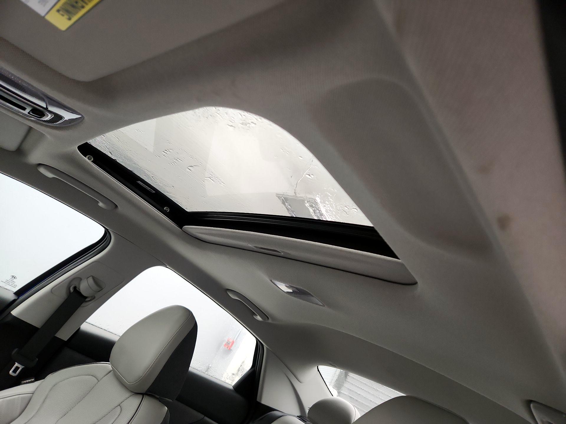 Thumbnail: 2023 Hyundai Elantra - 20