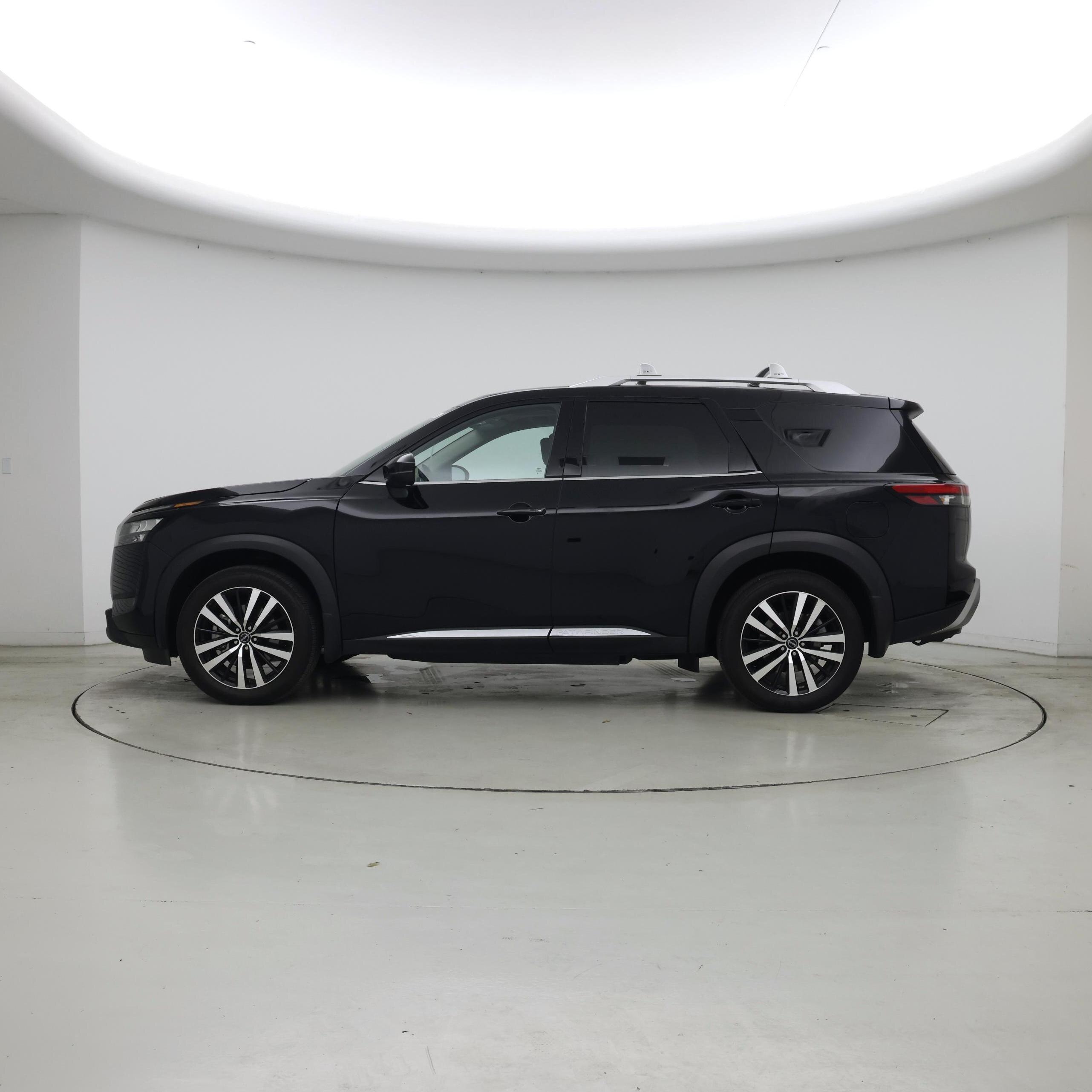 Thumbnail: 2025 Nissan Pathfinder - 3